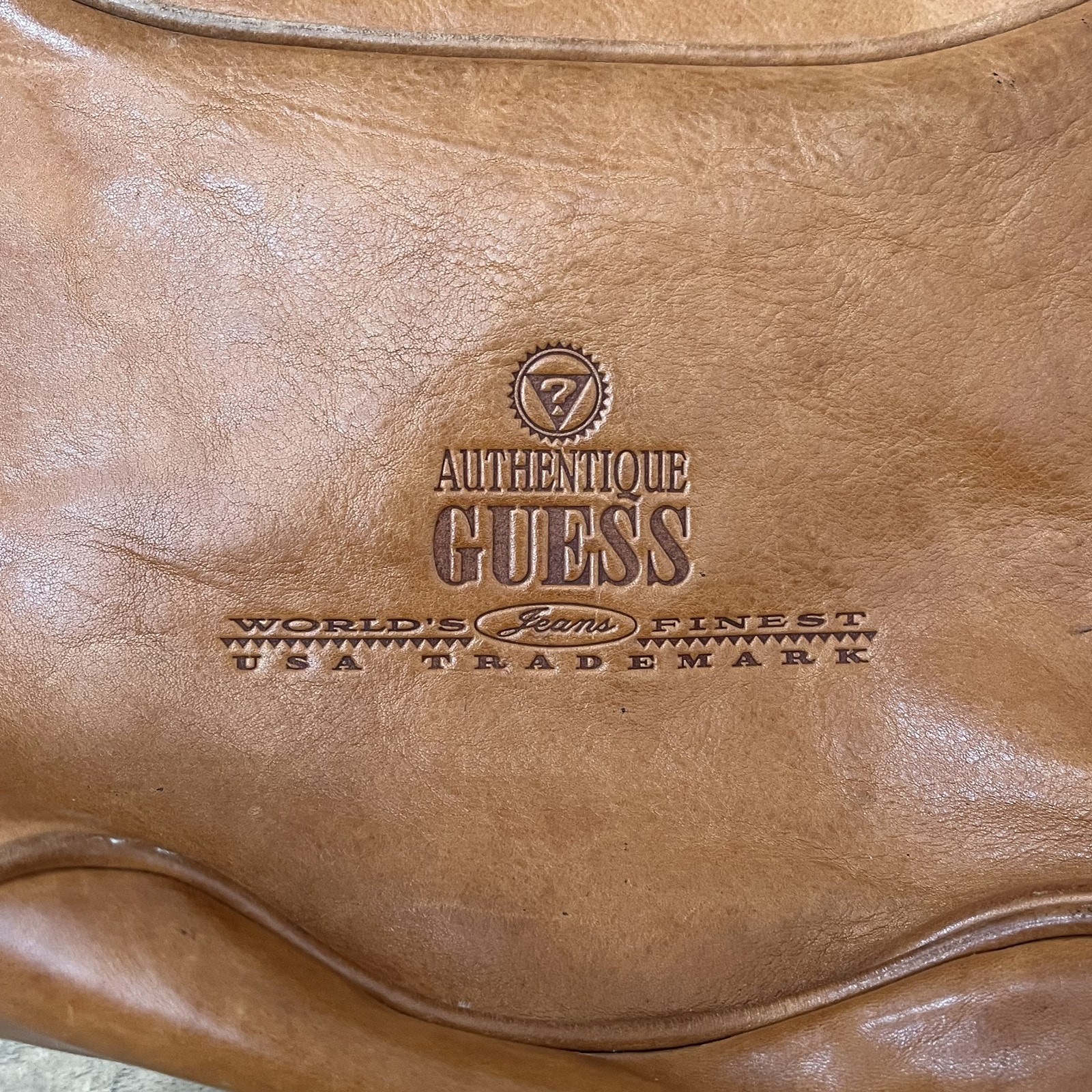 Vintage Authentique Guess Leather Crossbody Bag 5.5 in Embossed Logo