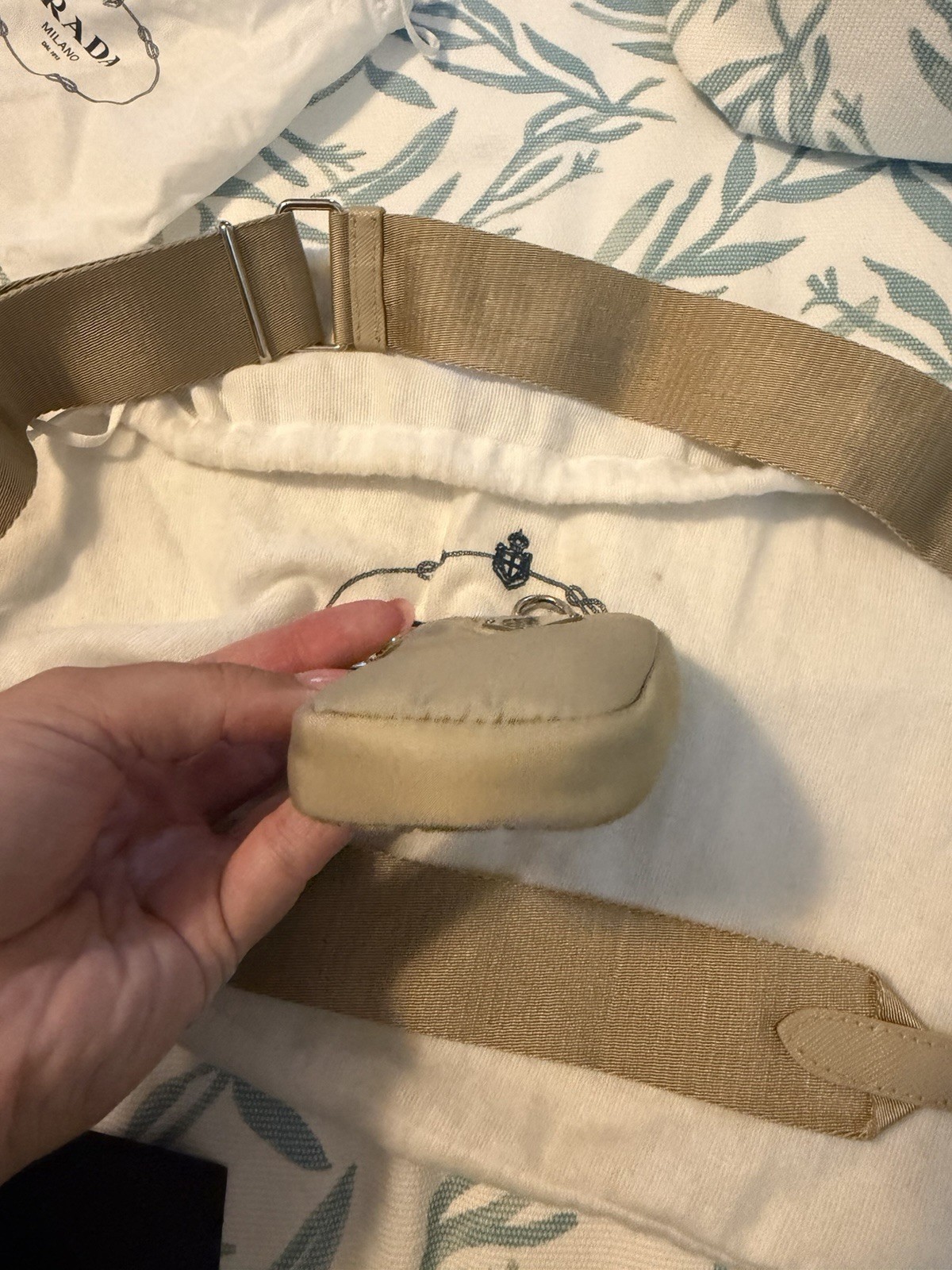 Prada Deserto Re edition 2005 Bag Full Inclusion