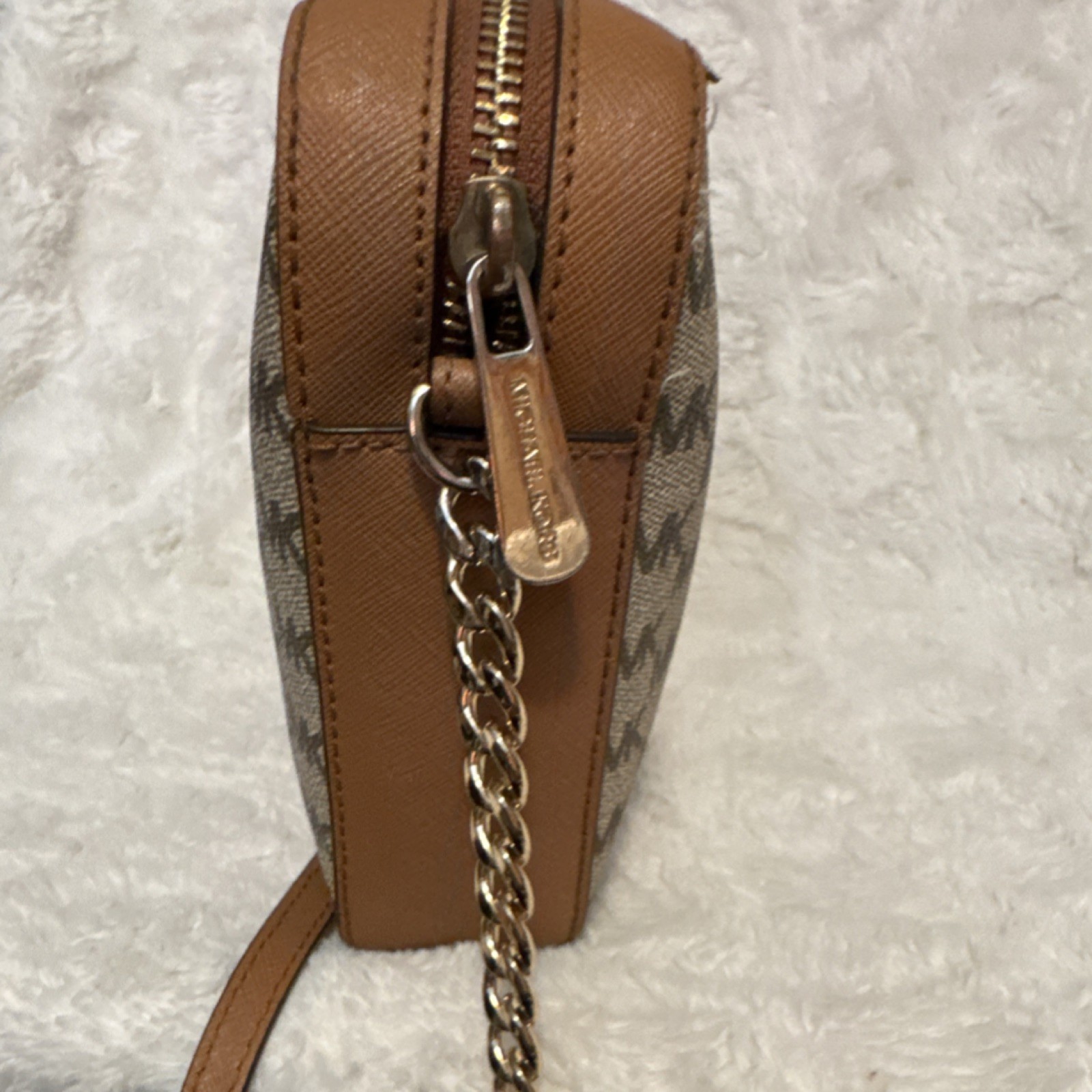 Michael Kors Brown Logo Chain Accent Shoulder Bag Gold Hardware Adjustable Women