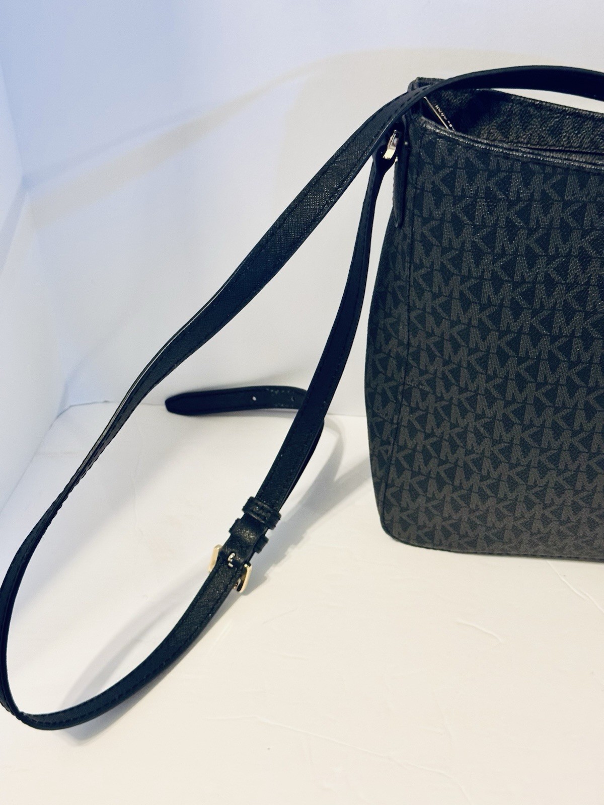 Michael Kors Tote Jet Set Medium Gray Tote Signature Leather NWT