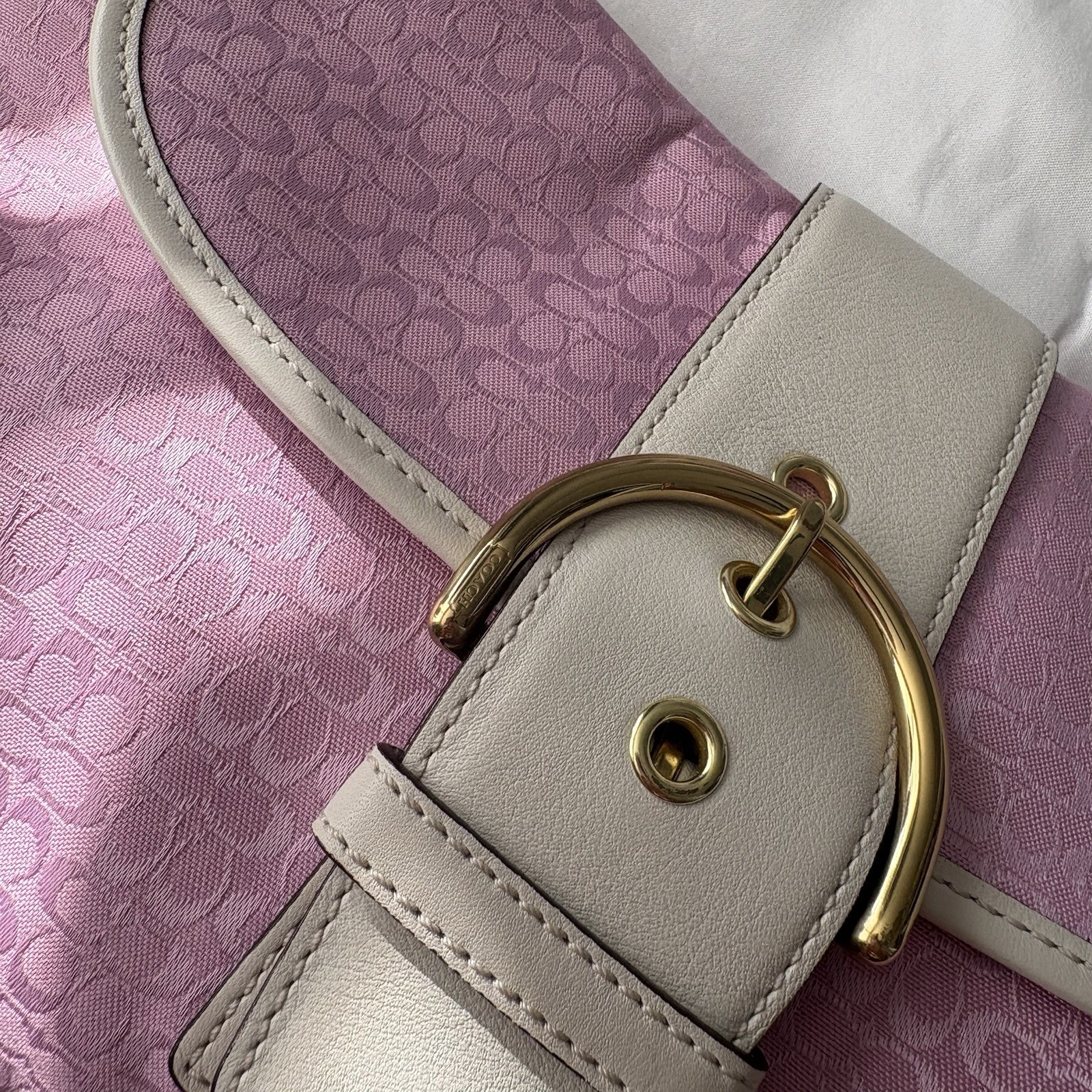 Coach Soho Pink Shoulder Bag Signature Leather Canvas