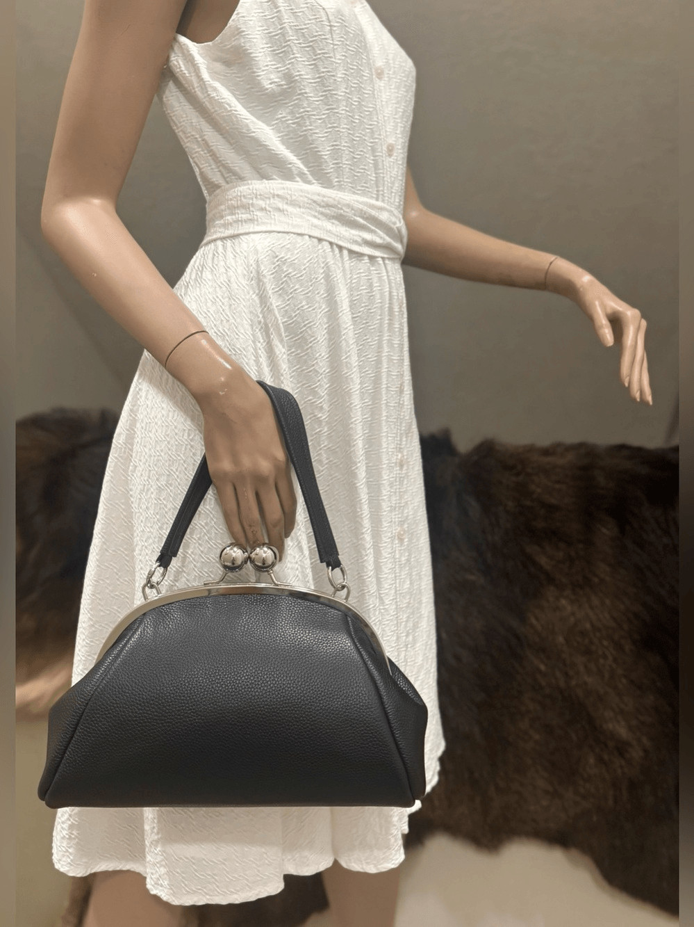 Black Togo Cowhide Leather Handmade Retro Style Kisslock Bag, Multi Use Style