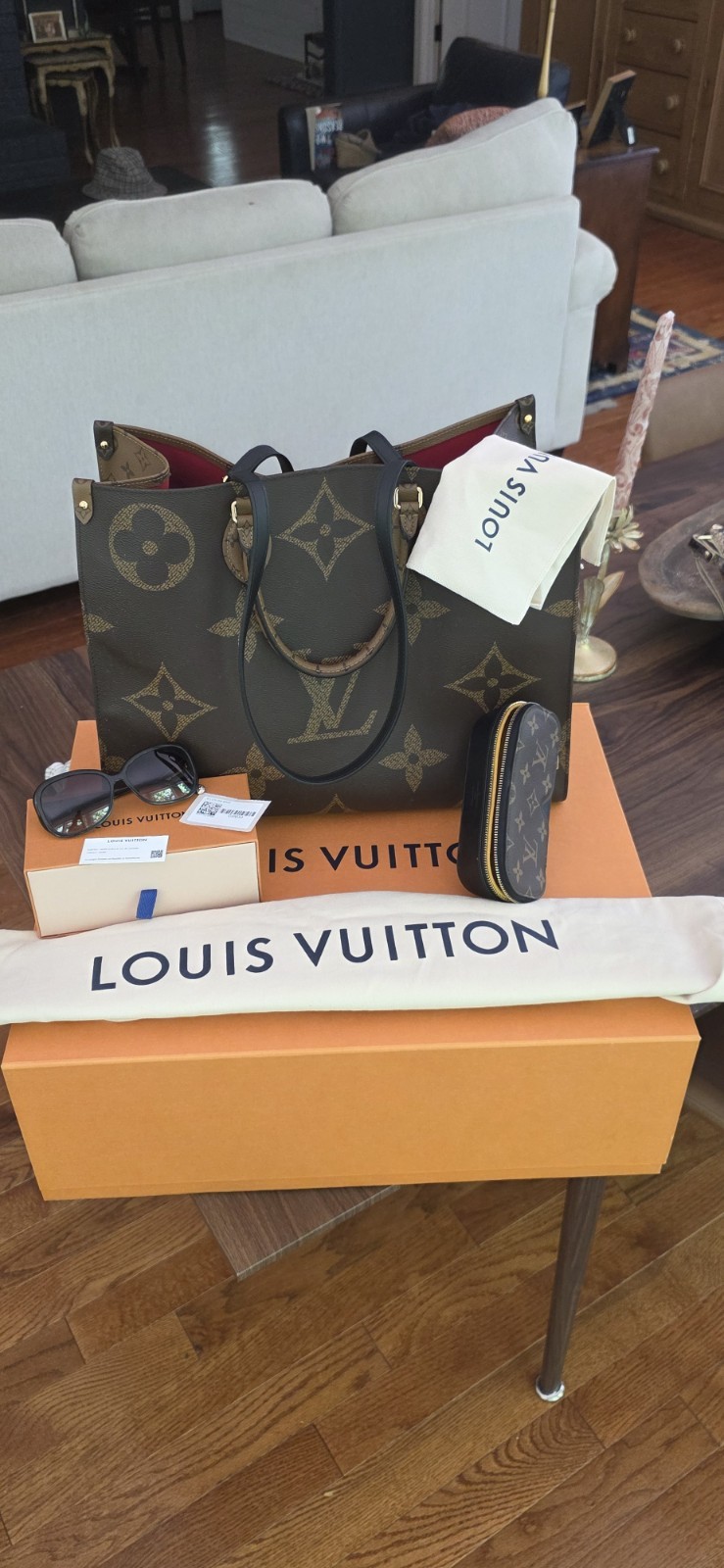 Louis Vuitton OnTheGo mm Reverse Monogram Leather Shoulder Bag.