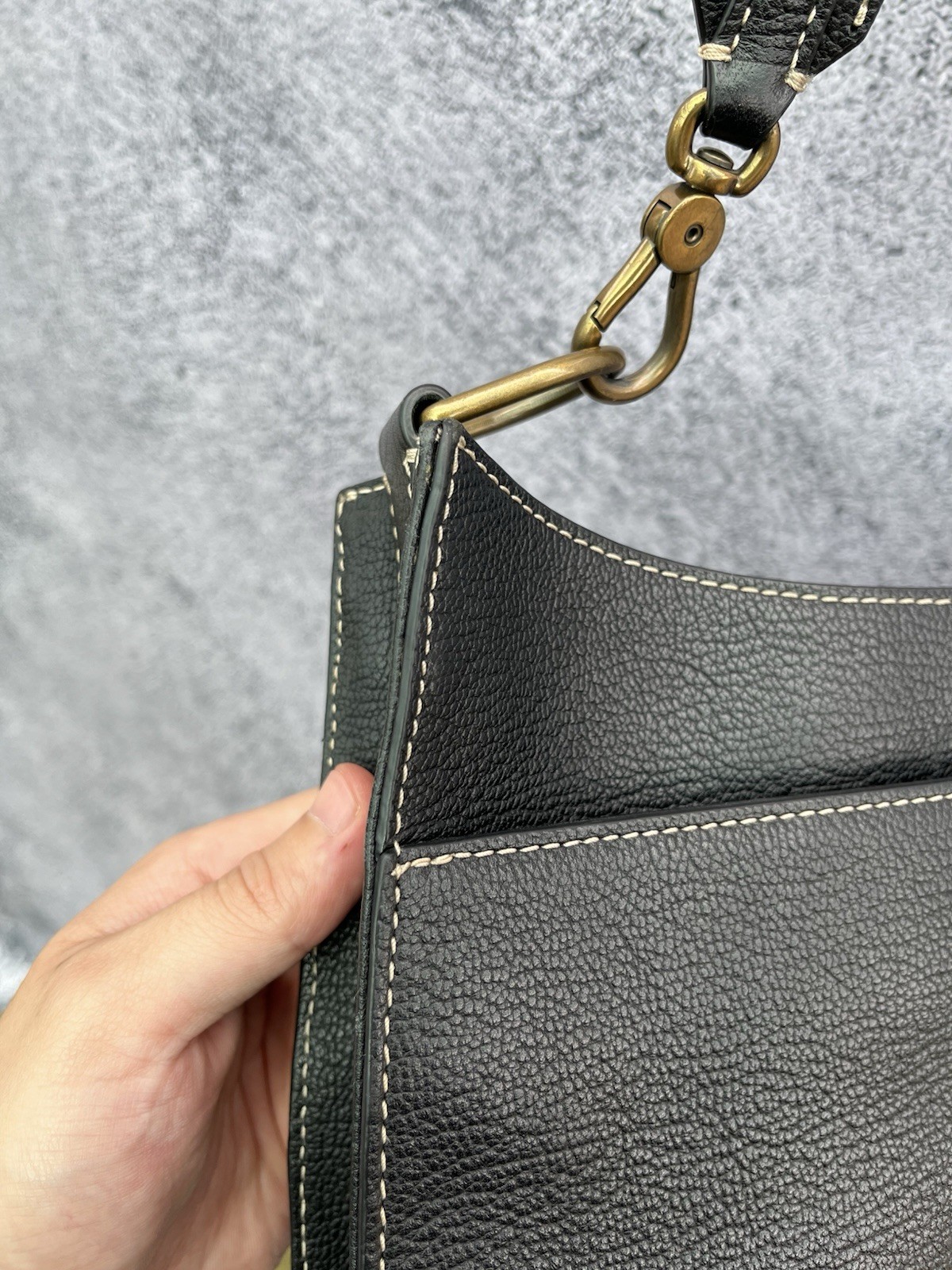 Lauren Ralph Lauren Black Pebbled Leather Crossbody Convertible Bag Millbrook