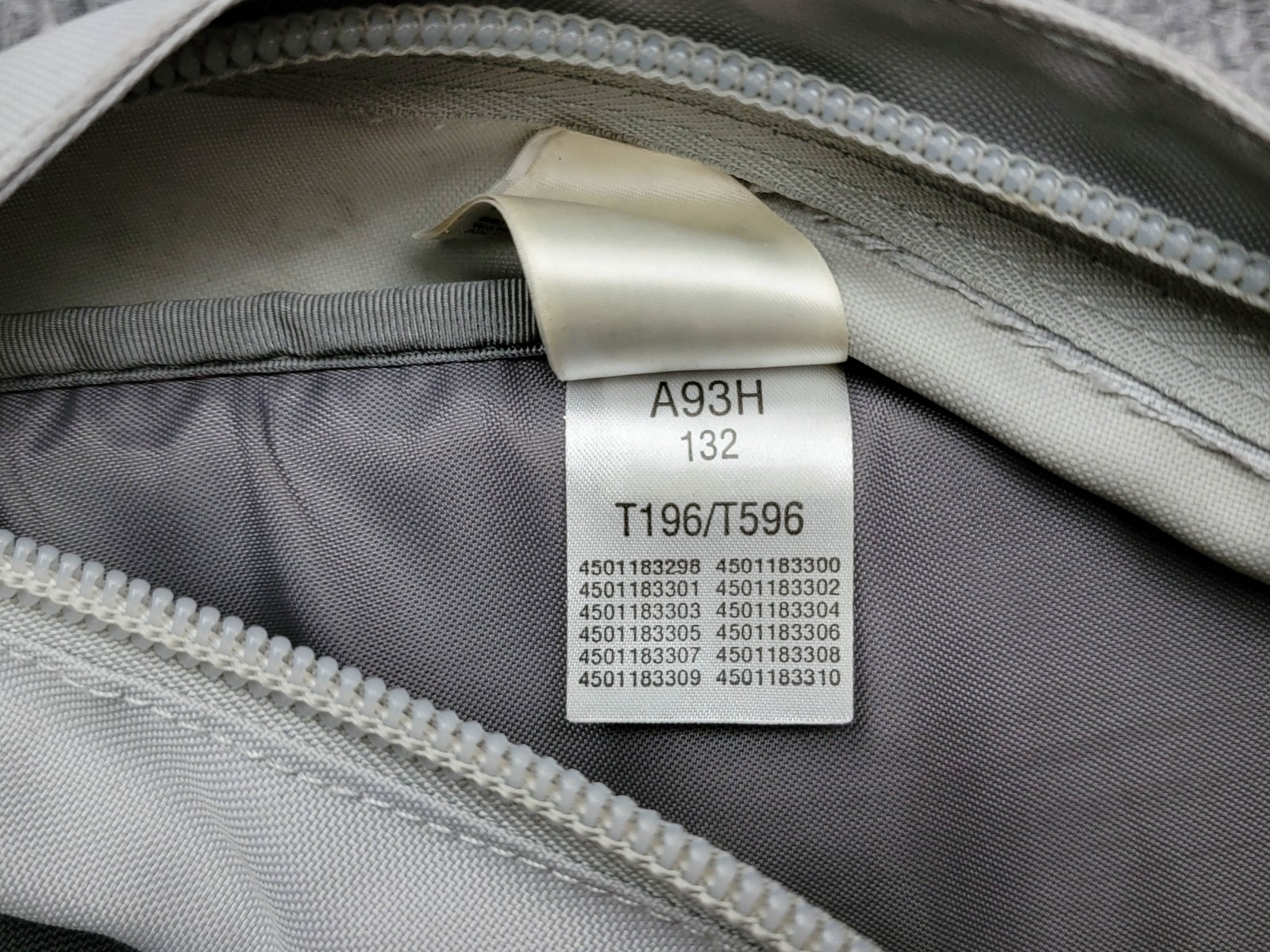 THE NORTH FACE Jester Womens Pink Light Gray Black Laptop Travel Hiking Backpack