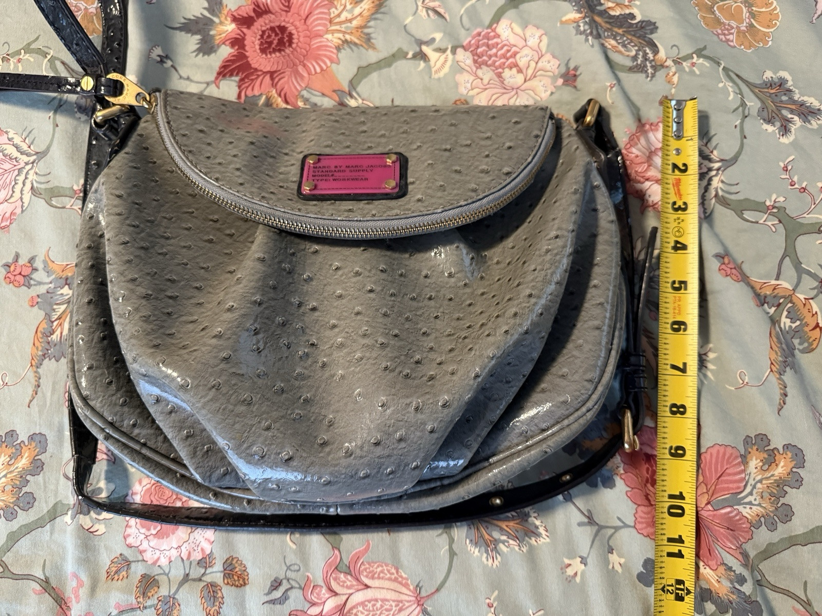 Marc Jacobs Natasha Grey And Pink