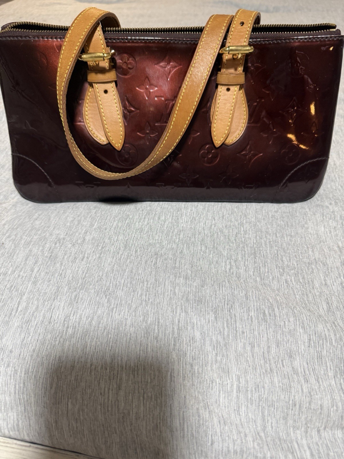 Louis Vuitton Vernis Monogram Burgundy Shoulder Bag Zip Tan Double Handles Gold