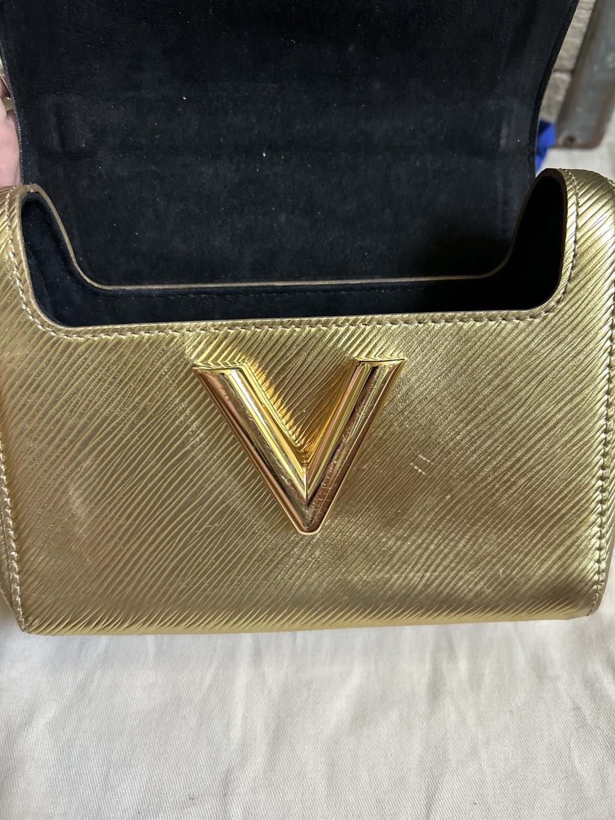 LOUIS VUITTON “Twist” gold epi leather handbag crossbody shoulder bag