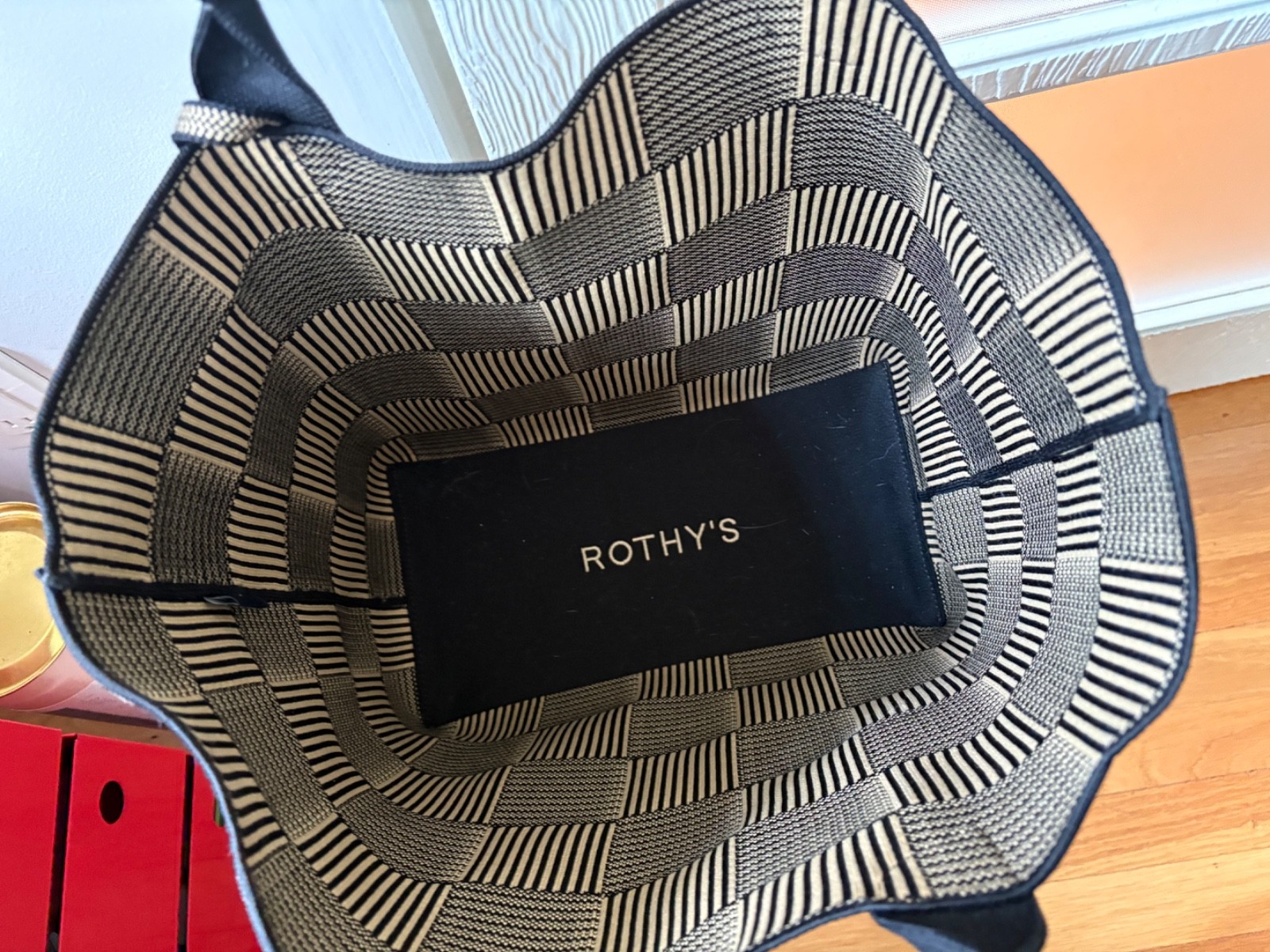 Rothy’s The Lightweight Tote, Checker Classic – EUC