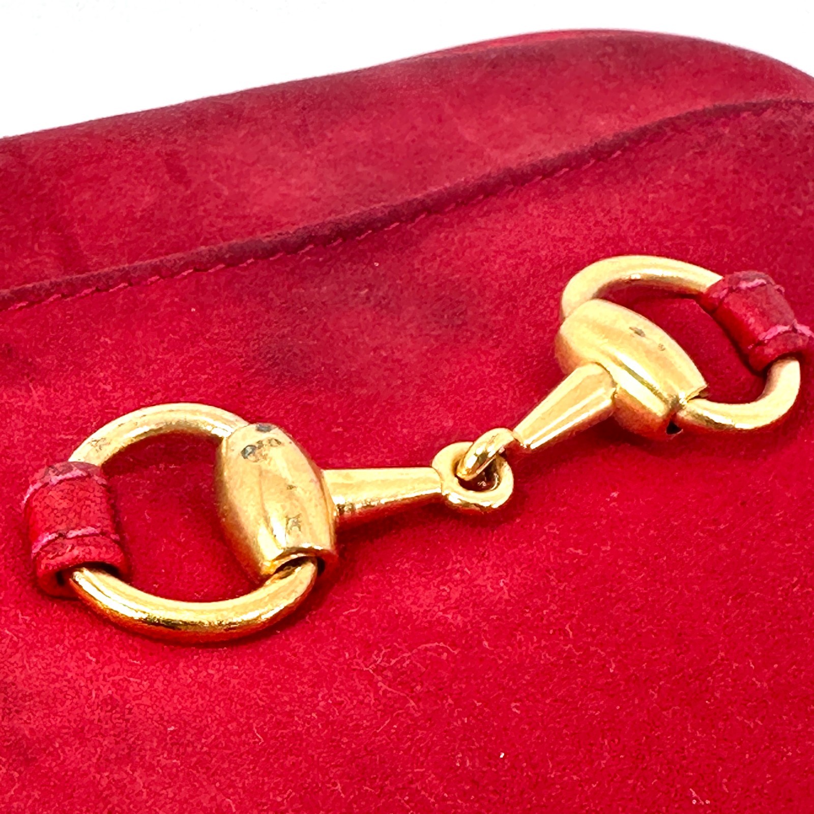 Gucci Horsebit Shoulder Bag Suede Red Authentic 325T0387
