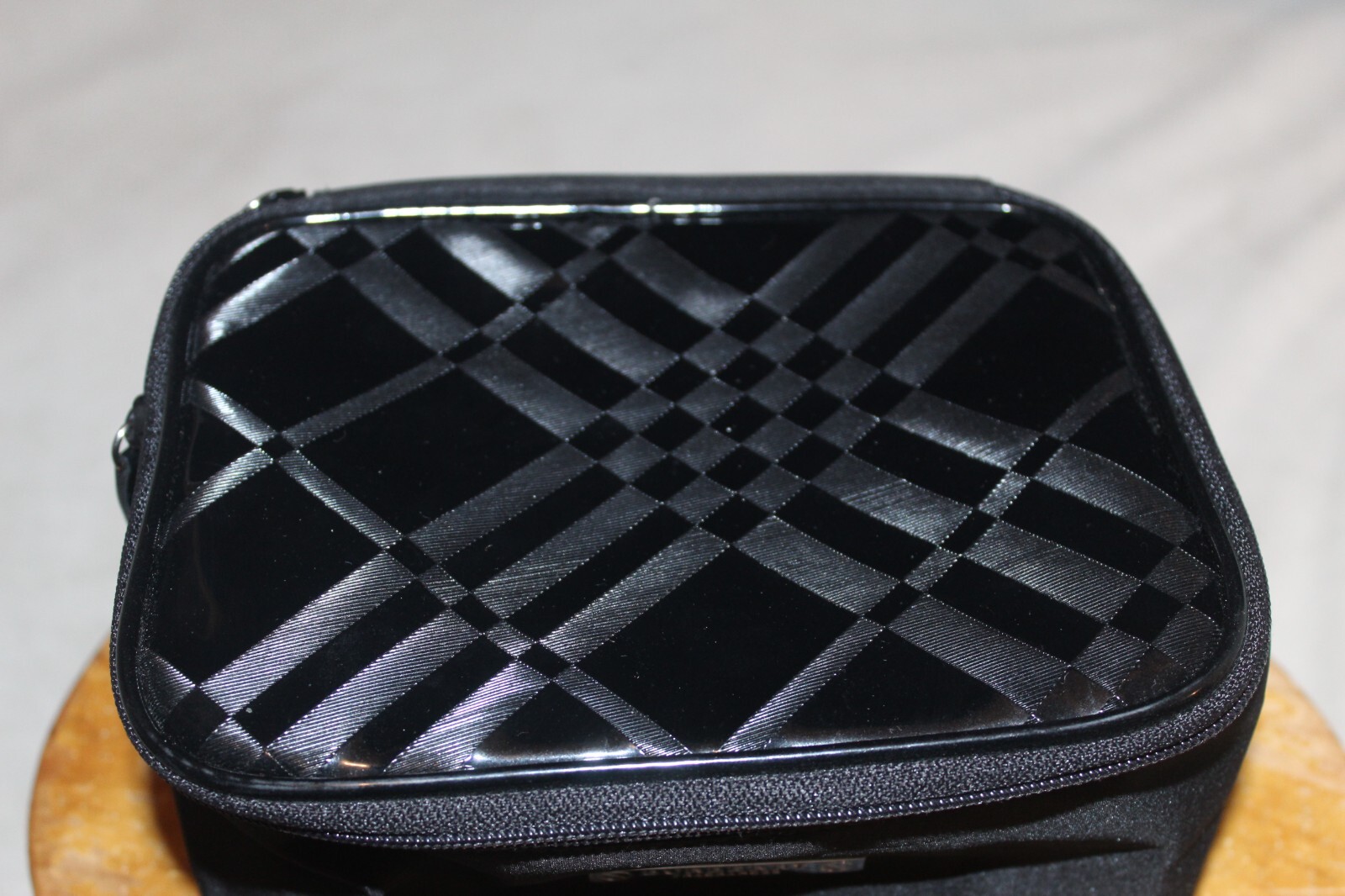 Burberry Fragrance Bag Small Black