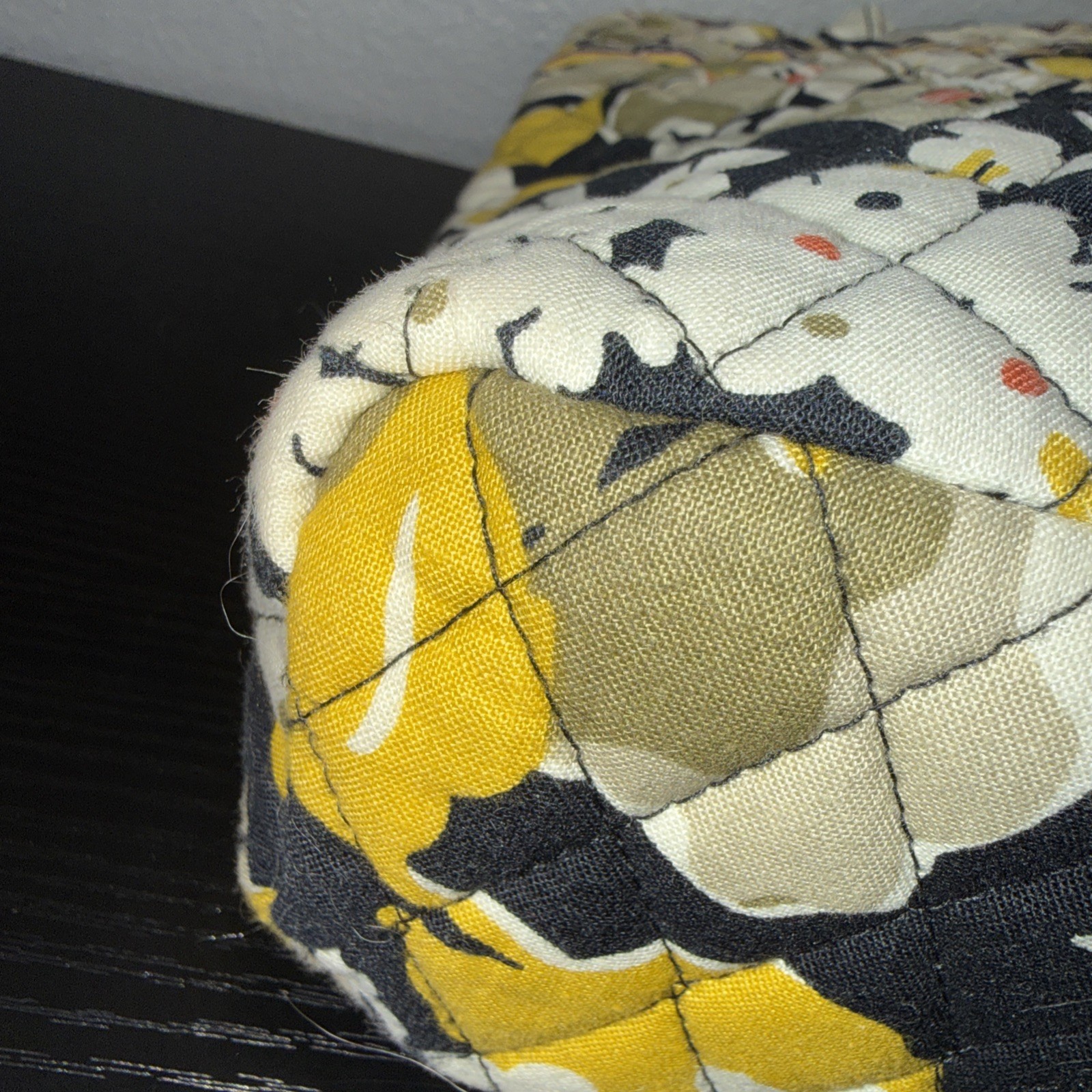 Vera Bradley DOGWOOD Holiday Tote Bag Yellow/Black – Retired Pattern 12x11x3