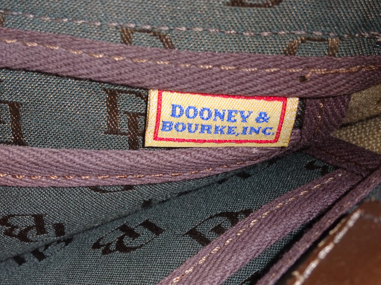 Dooney & Bourke Tassel Bag L538 GR Green Monogram Canvas Leather Trim (C37)