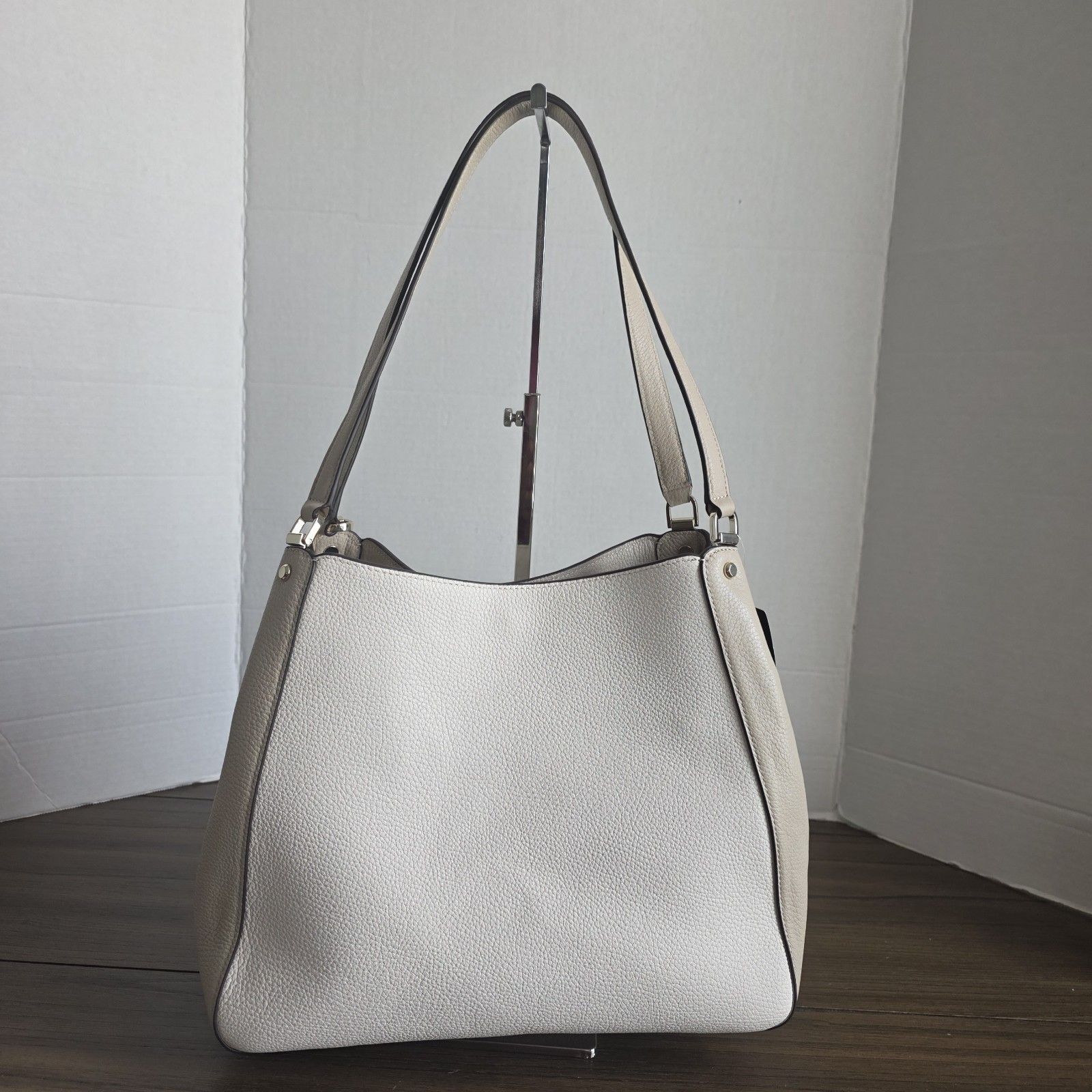 Kate Spade NY Leila Medium Triple Compartment Women’s Shoulder Bag