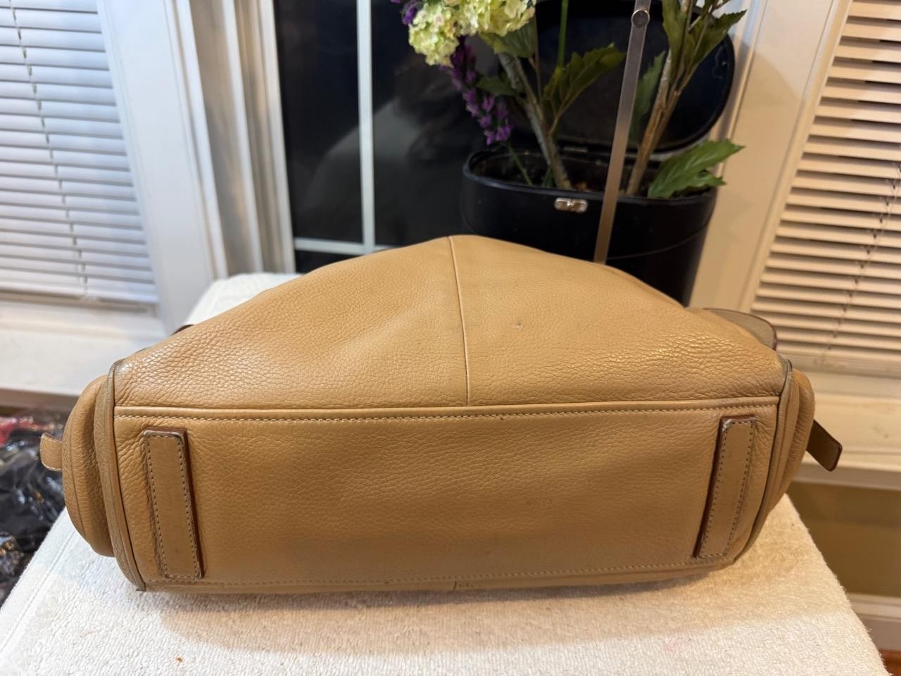 Prada Vitello Daino MUSTARD LEATHER Side Pocket Tote(u100