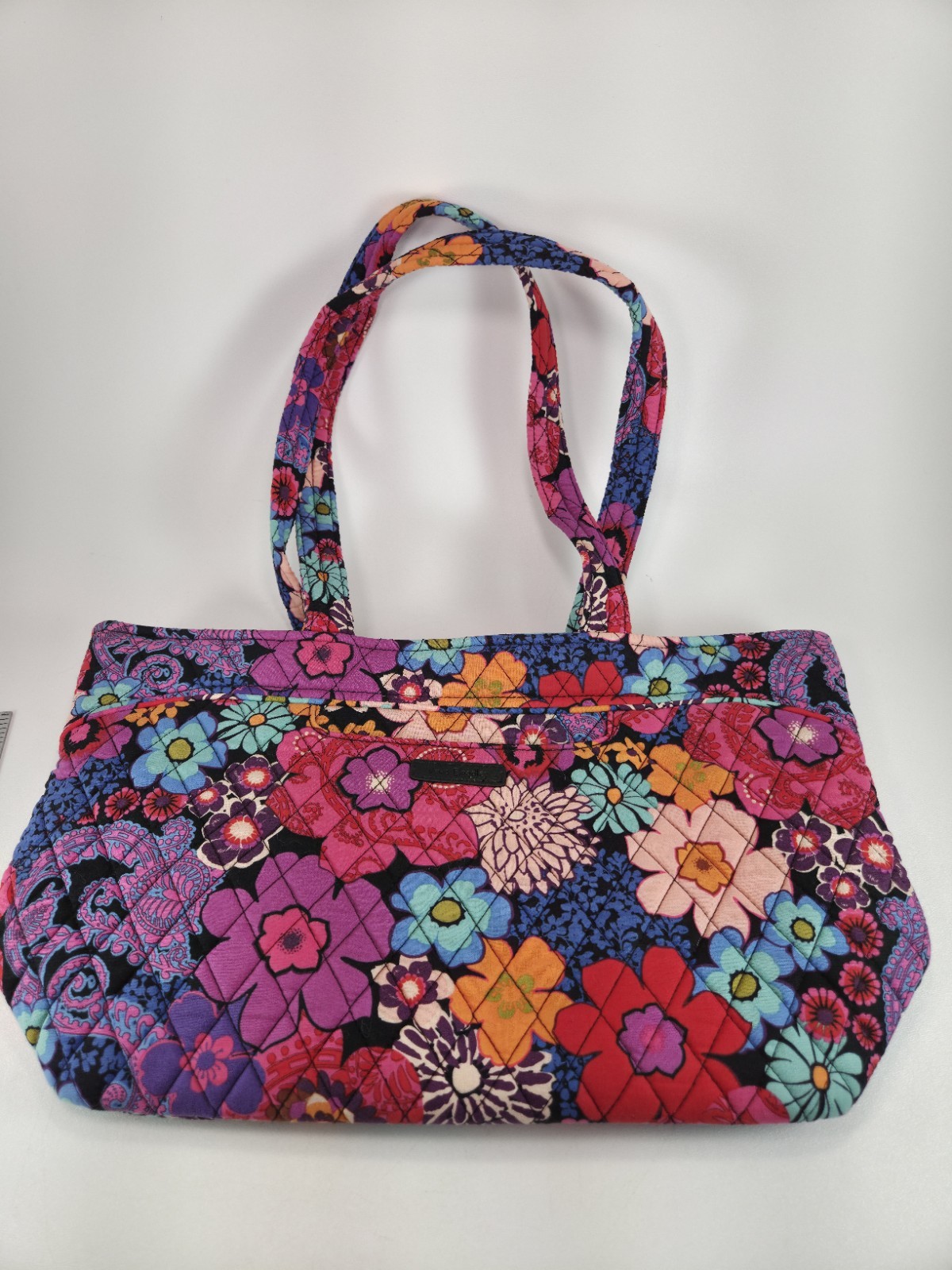 Vera Bradley Get Going Tote in Haymarket Paisley 16″ X 9″