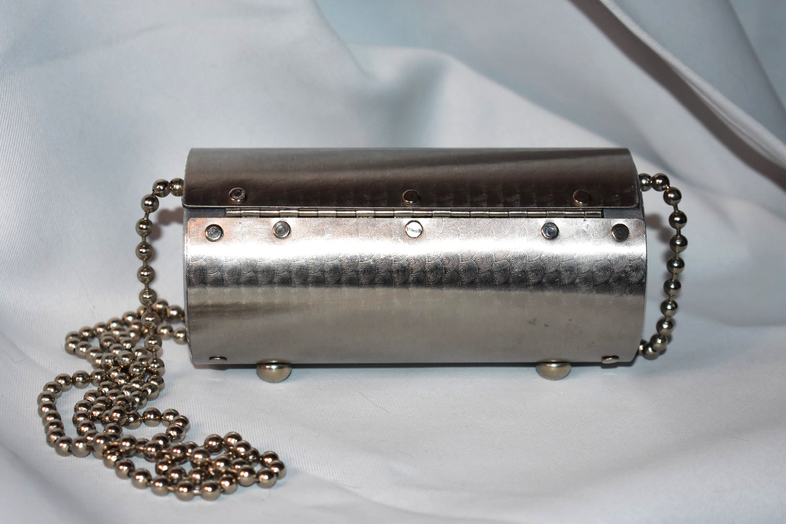 Signed 6″x3″ Vintage Wendy Stevens Stainless Steel Cylinder Crossbody Purse