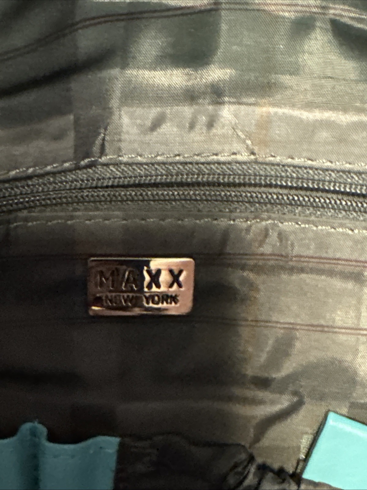 MAXX New York Leather Shoulder Handbag Womens Crossbody Teal Aqua