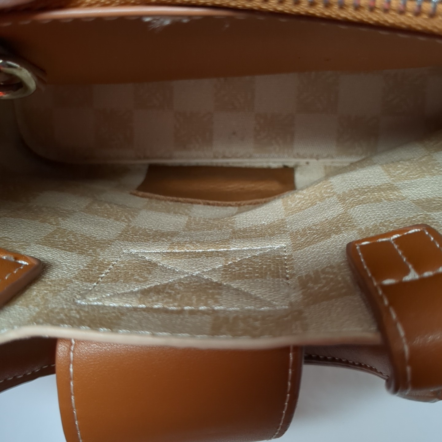 Steve Madden Sanibel Satchel Bag Bone W/ Embossed Logo W/Crossbody Strap