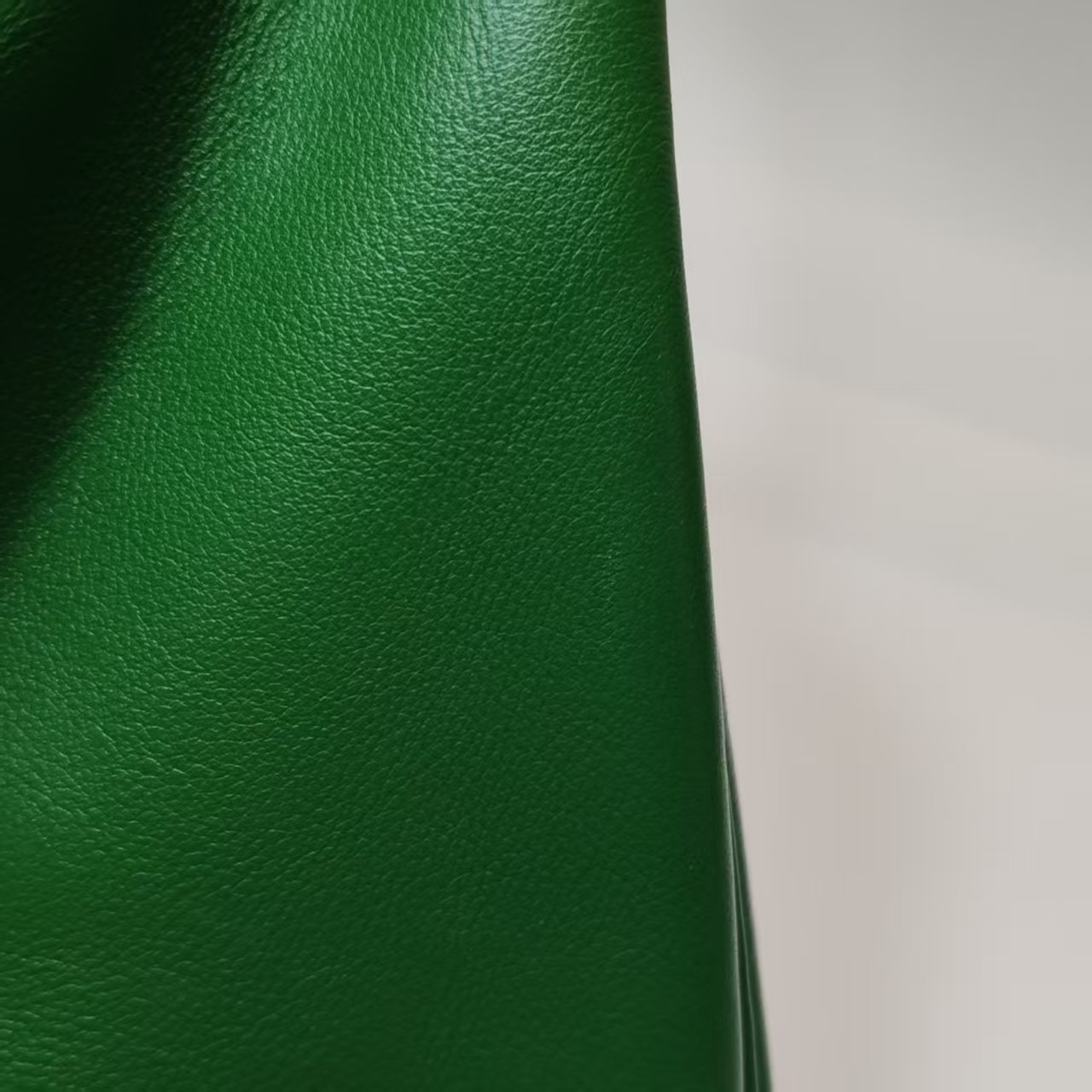 Hermes Lindy 34 Vert Emeraude 6Q Swift Leather Palladium HW Bag Auth