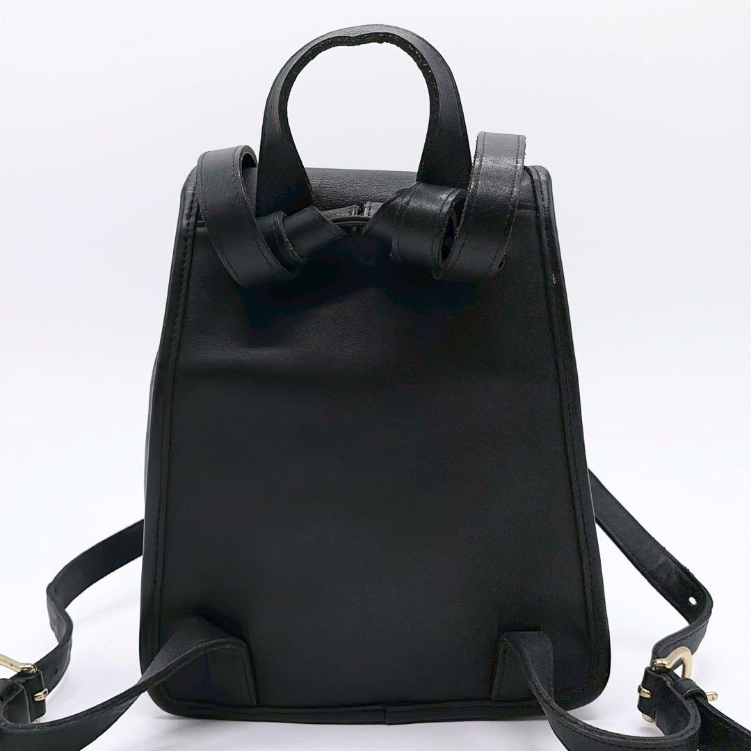 Coach Vintage Turn Lock Backpack Black 24cm x 22cm x 4in Used