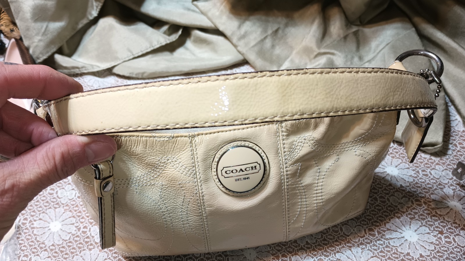 COACH F15141 Small Purse Ivory Patent Leather Handbag
