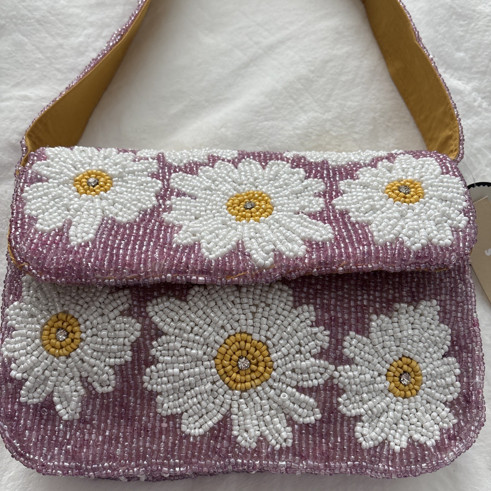 Handcrafted in India Lavender White Daisy Floral Beaded Bag Purse NWT