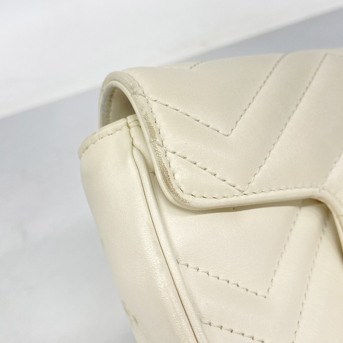 Auth [6fe6739-k] GUCCI Shoulder Bag GG Marmont 476433 Leather White Gold met…