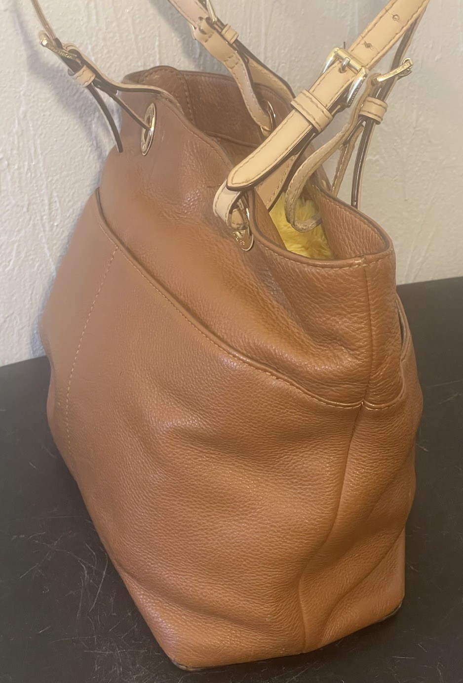 Michael Kors Bedford Women’s Pebbled Leather Medium Tote Handbag Tan