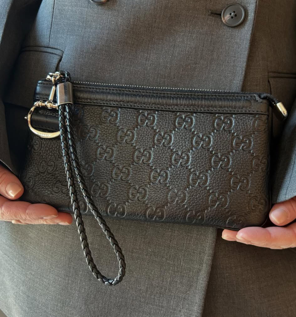 Gucci Black Guccissima Leather Horsebit Wristlet Pochette Bag – Vintage