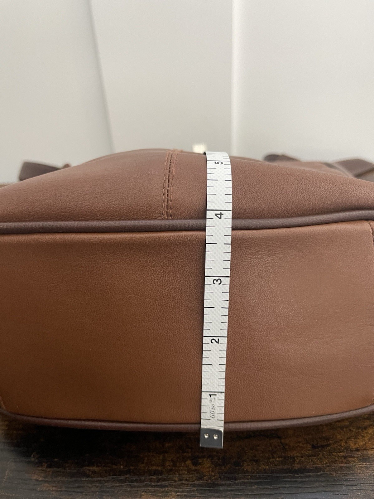 Brown Crossbody Bag Zip Closure Adjustable Strap Lined Inner/Outer Pockets Gold