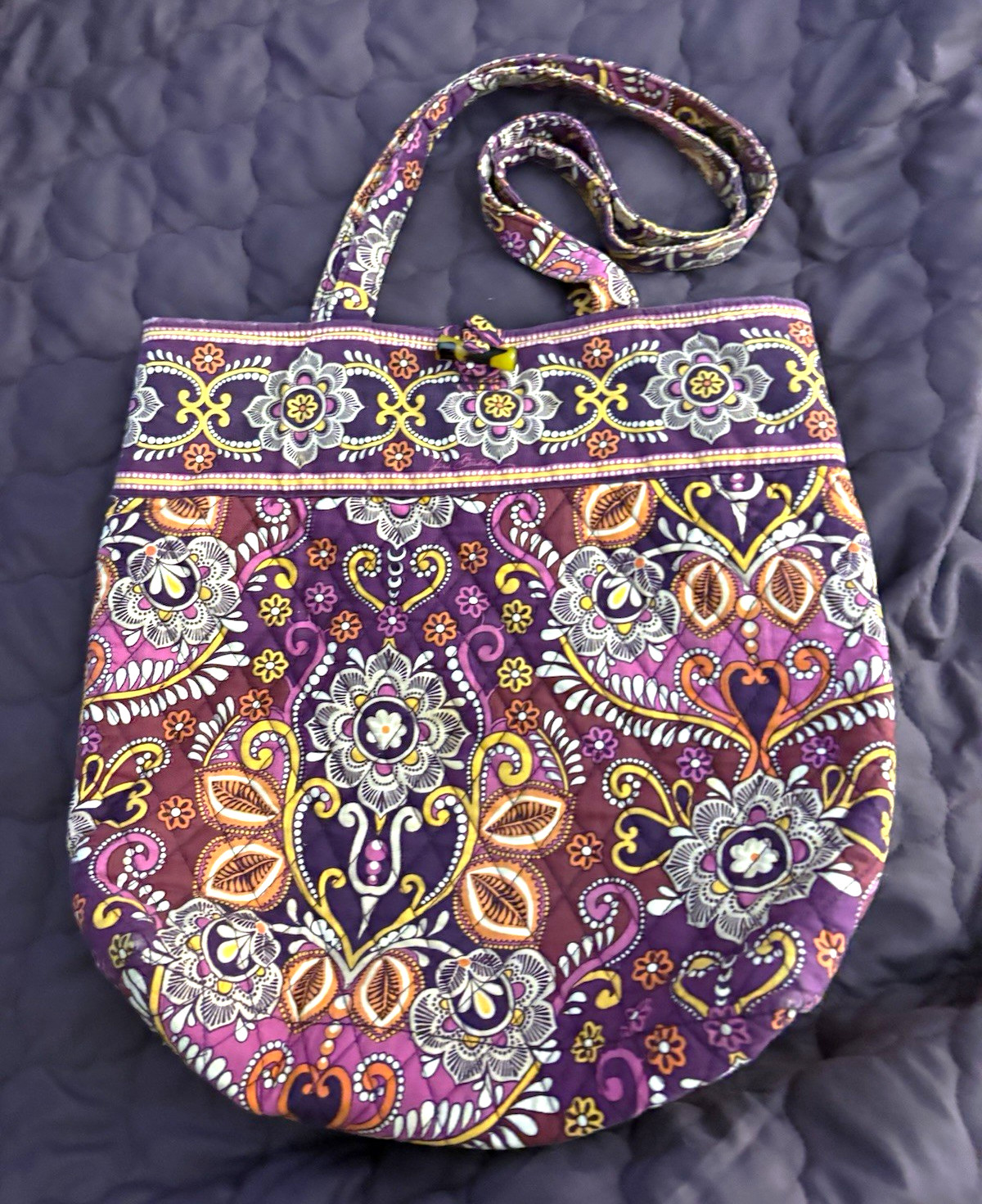 Vera Bradley Sunset Safari tote in good condition. Retired 2009.