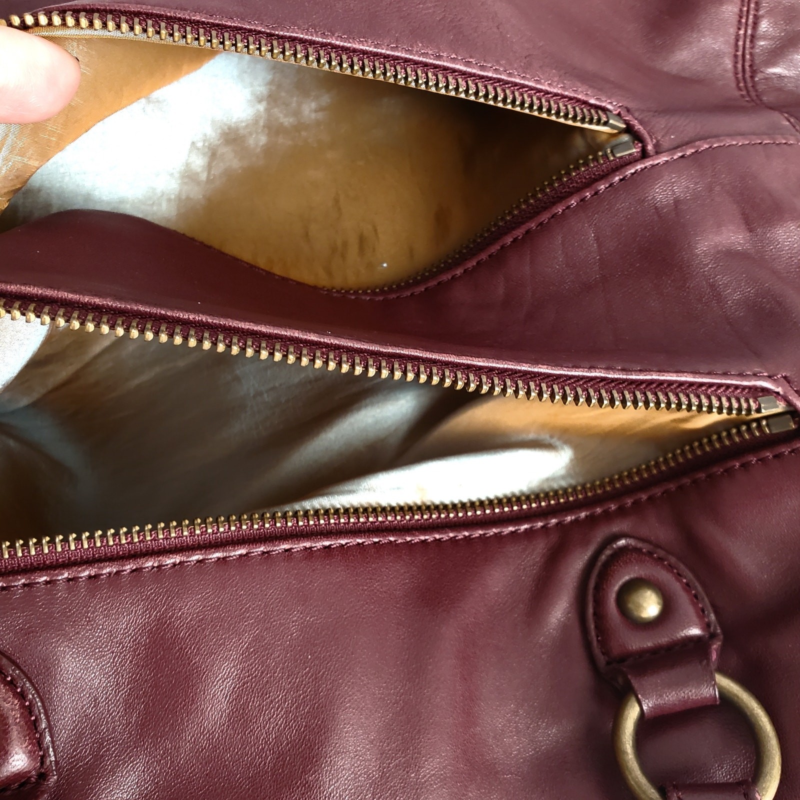 Women Luxe Rachel Zoe Burgundy Leather Fringe Zip Crossbody Satchel Large Bag