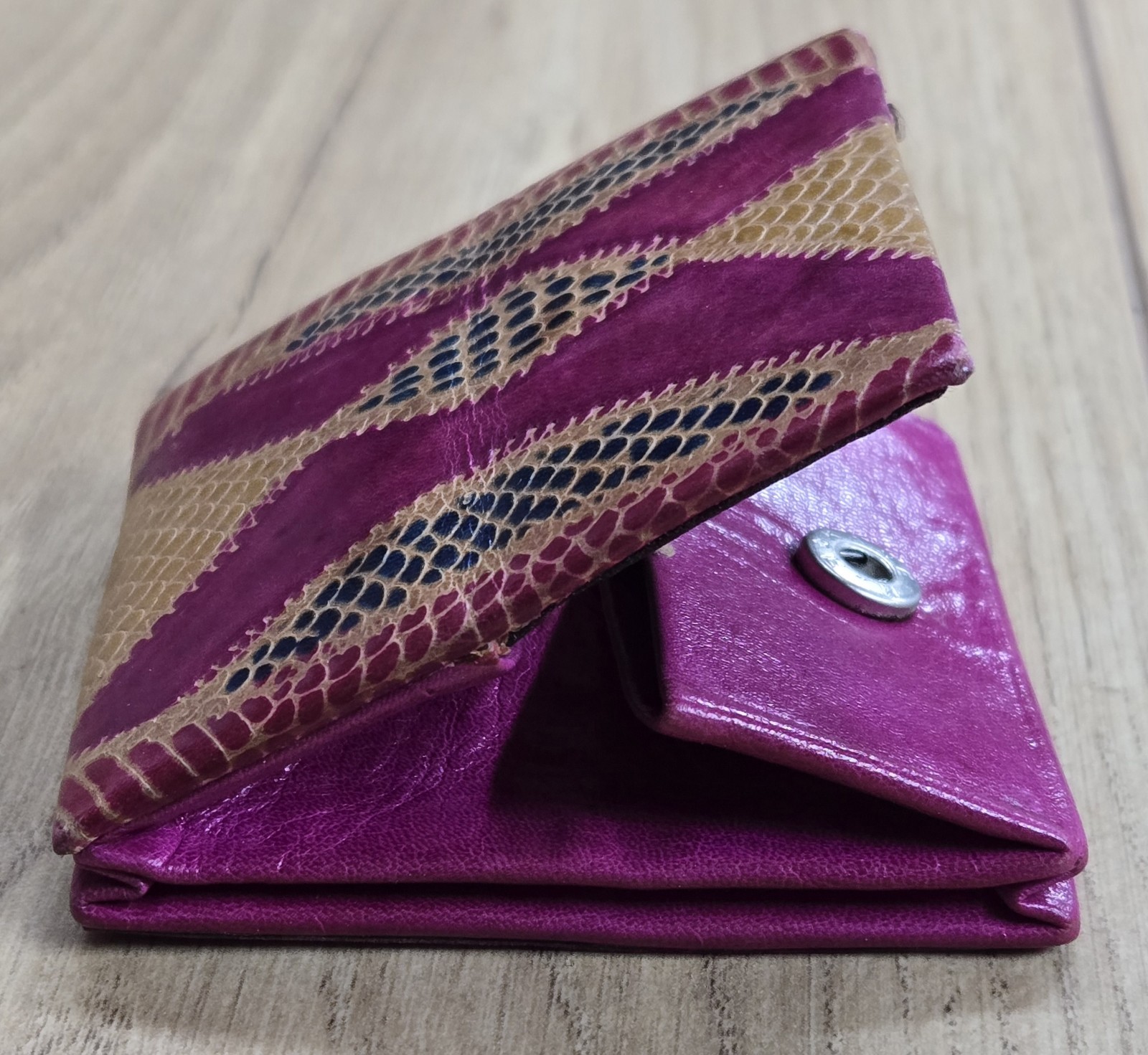Coin Purse Hand Made in India, Embossed Genuine Leather, Collapsible 2.5” X 2.5”