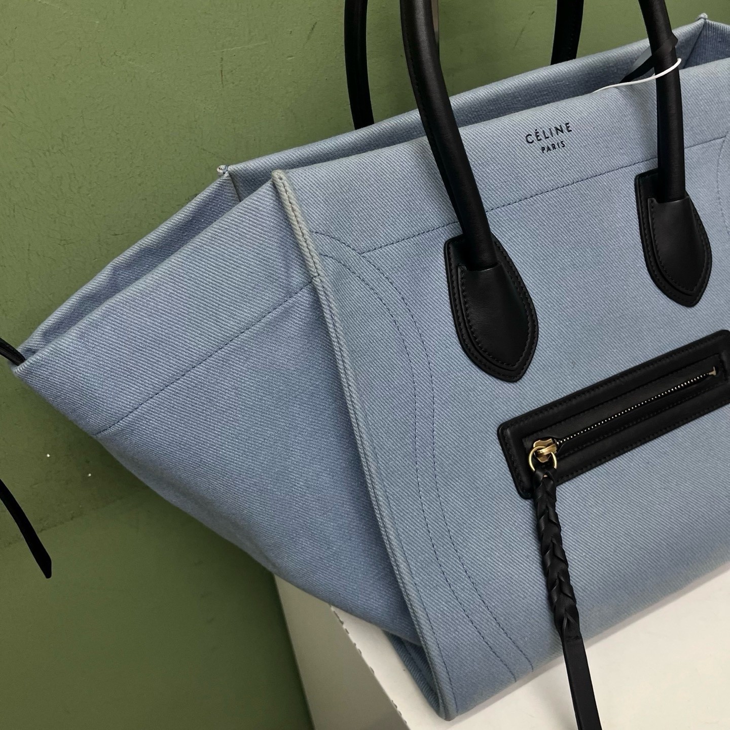 Celine Pre-Owned Authentic Tote 30*28*24 Free Tracked Shipping