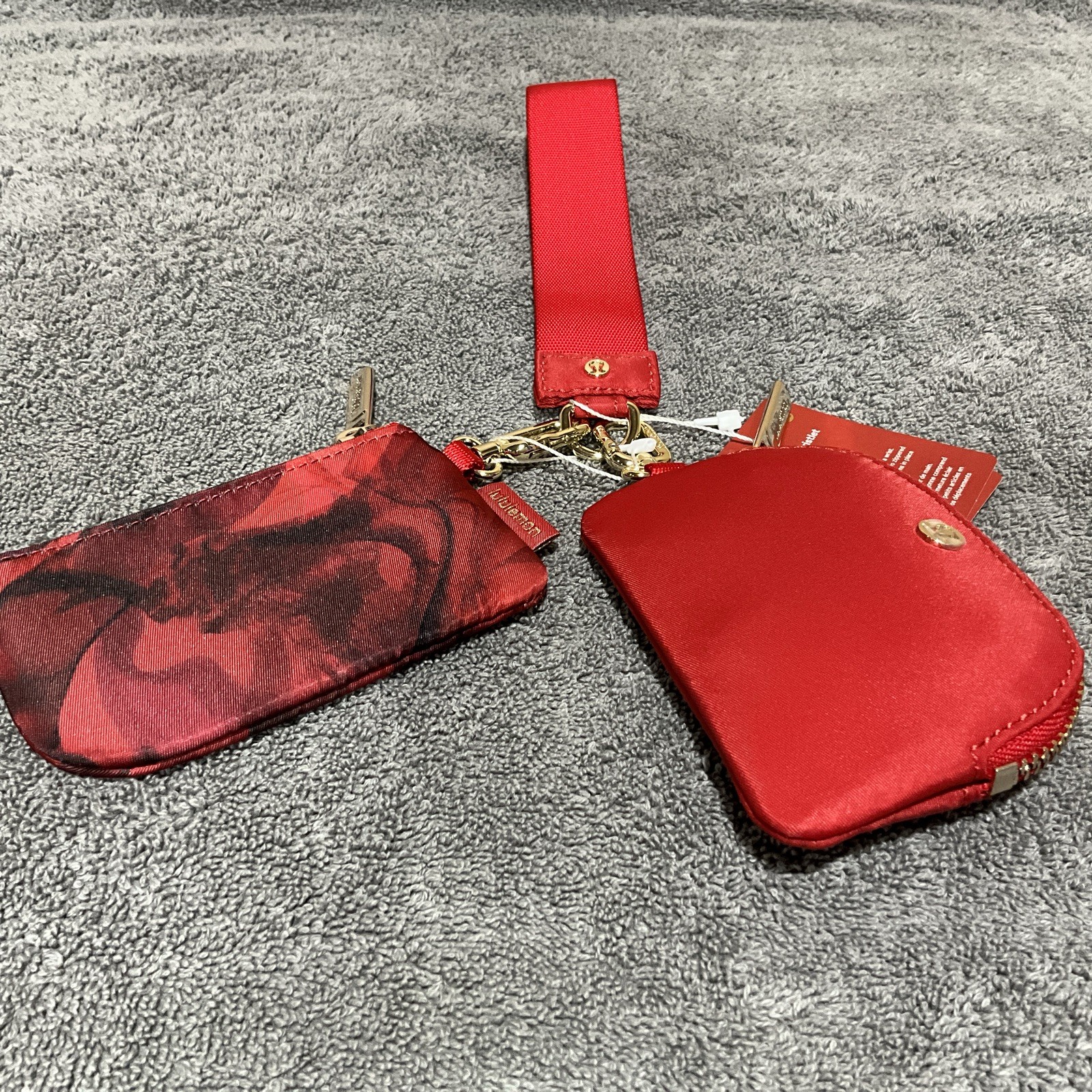 Lululemon Dual Pouch Wristlet Lunar Plumes Mini Red/Oxford Red/Gold Super Cute!