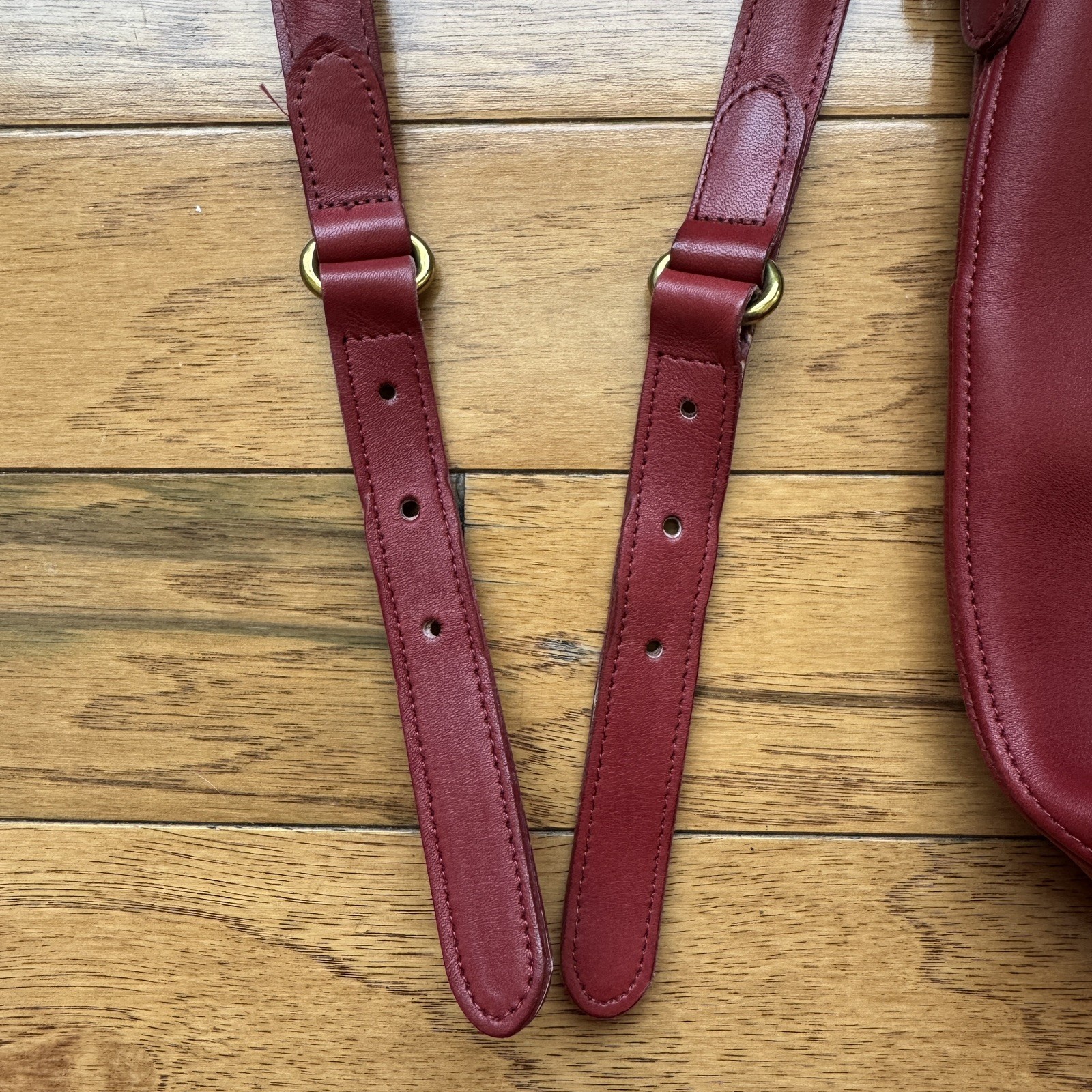 90s Coach Equestrian Drawstring Red Leather Bucket Shoulder Bag USA Made 9804