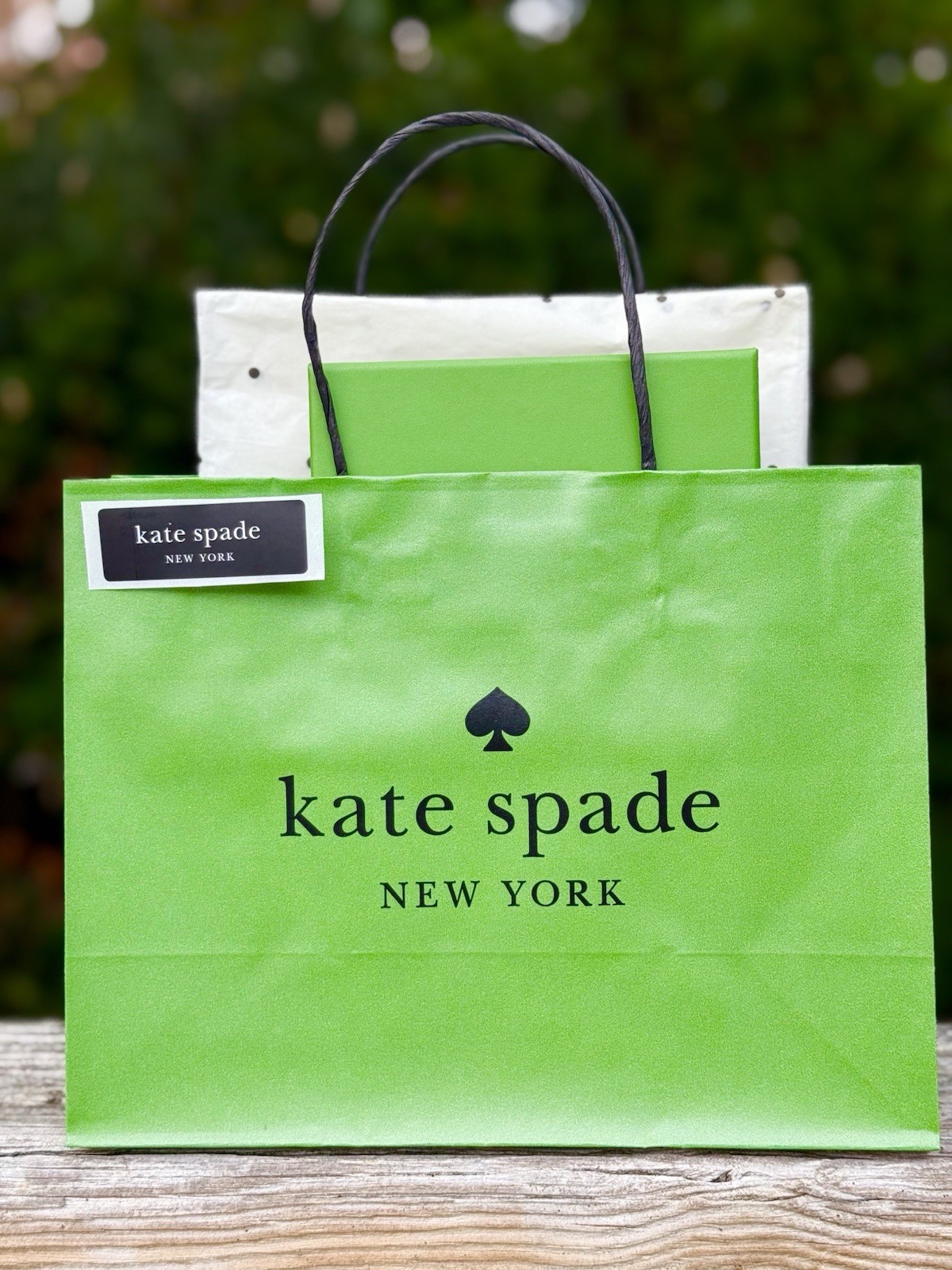 KATE SPADE PAPER SHOPPING GIFT BAG, BOX, RIBBON, STICKER, TISSUE 8 X 10 NEW