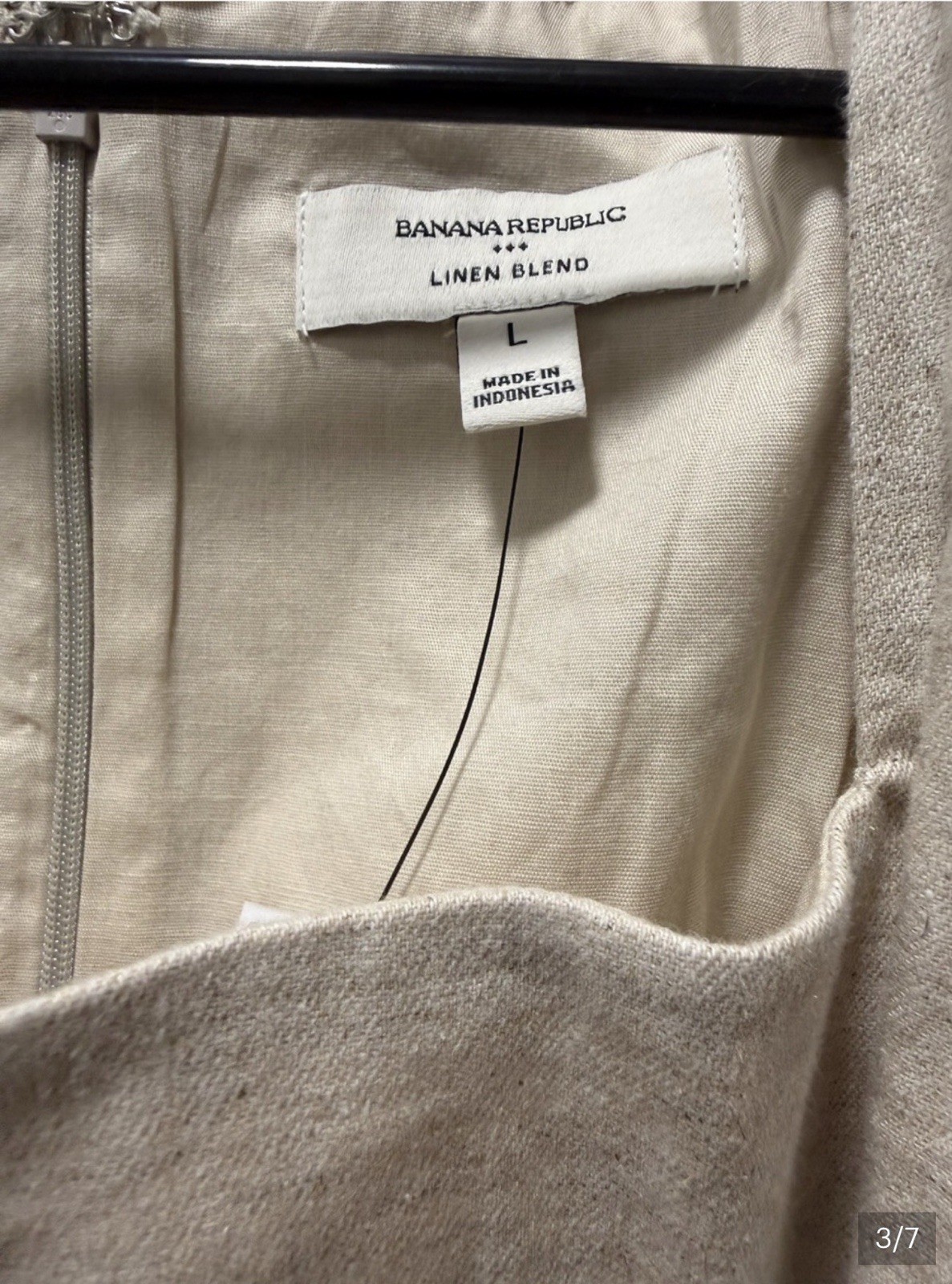 Banana Republic Womens Large Beige Sheeth Dress paired w a Dumpln Crossbody Zip