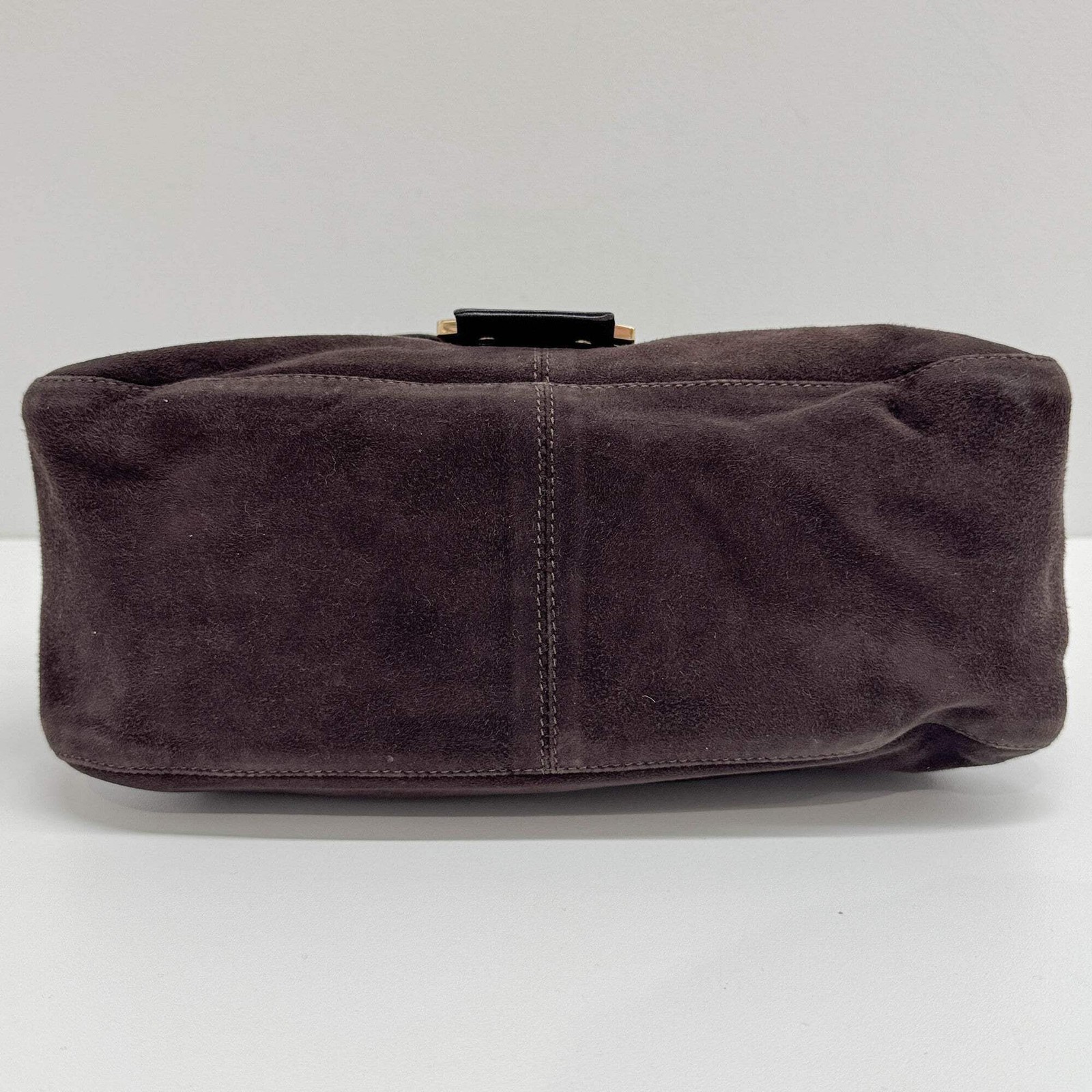 FENDI Mamma Baguette Brown Suede Shoulder Bag