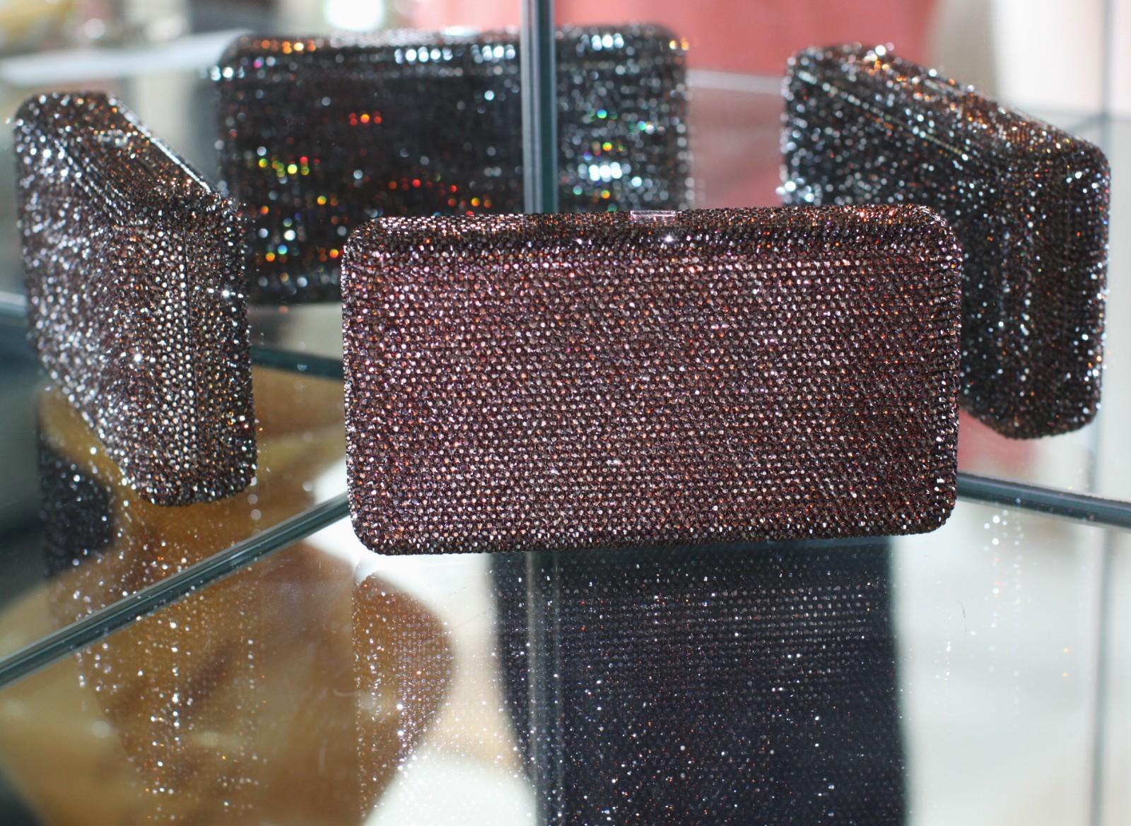 JUDITH LEIBER SWAROVSKI CRYSTAL CHOCOLATE BOX BRONZE BAG MINAUDIERE PURSE SILVER