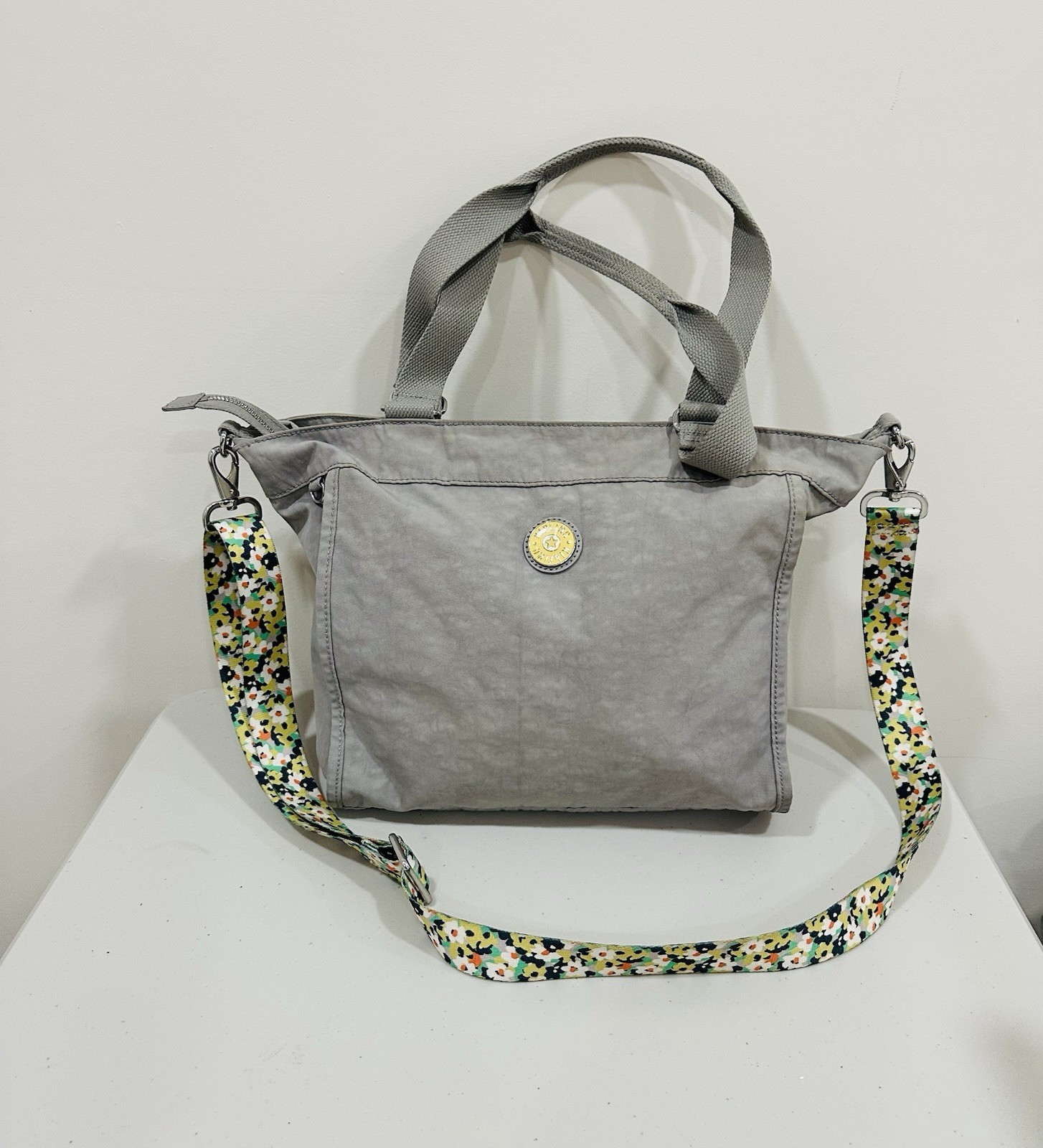 Kipling Women’s Shopper Solid Tote With Printed Straps State Grey