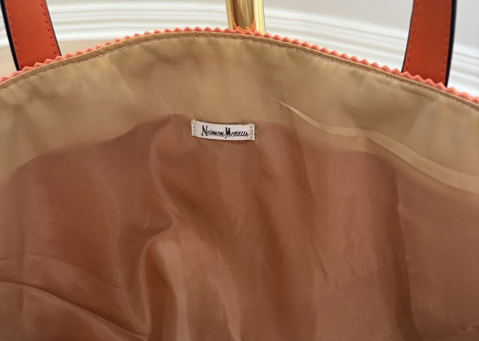 Neiman Marcus Orange Solid Tote Bag Cut Out Lined Double Handles Beige Lining