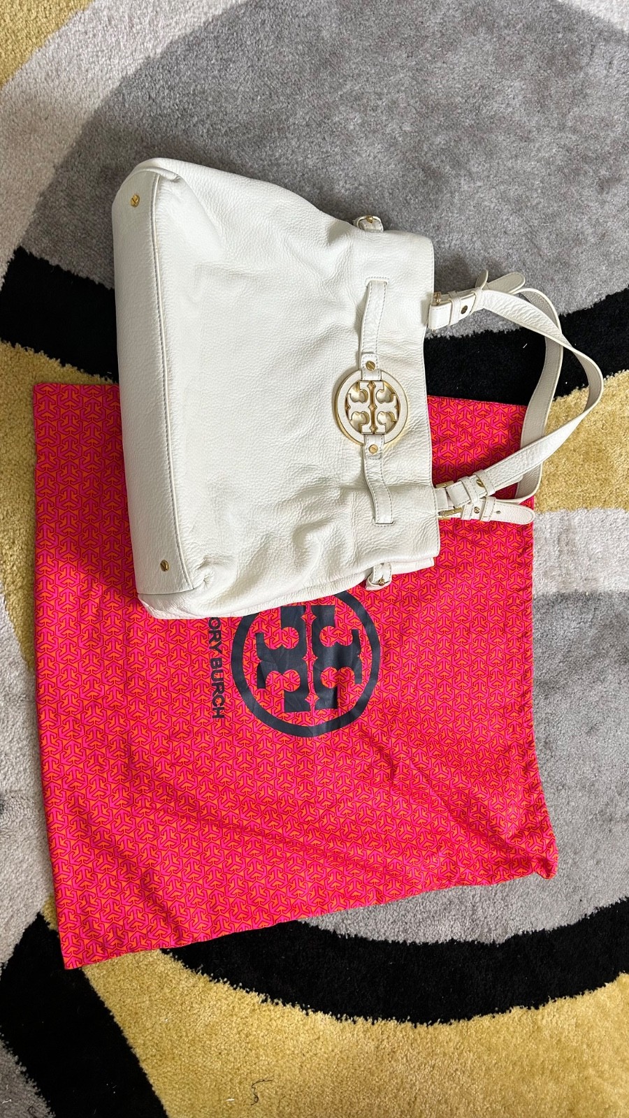 Tory Burch Amanda Slouchy Tote Off-White Pebbled Leather Gold Logo Shoulder Bag