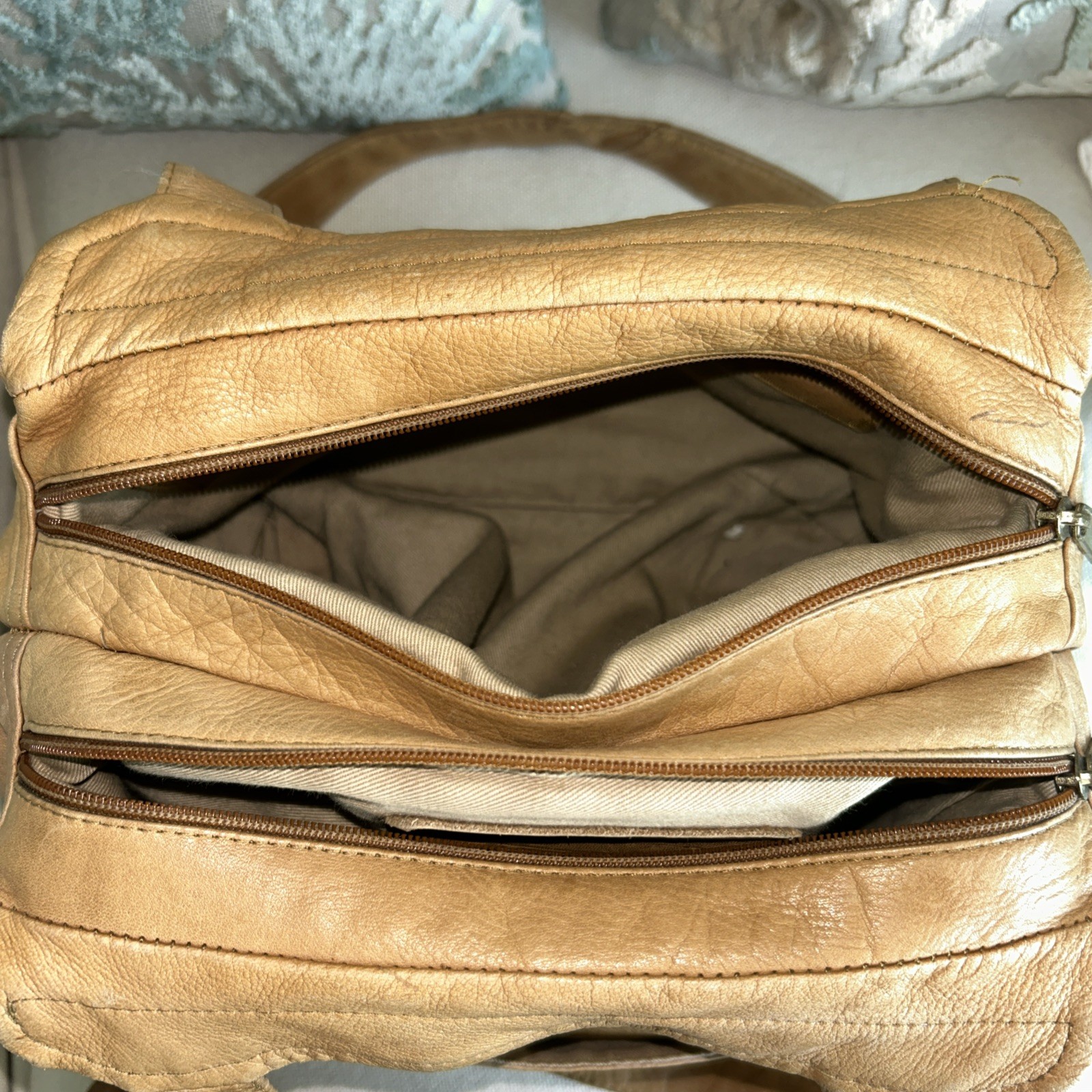 Coronado Leather Concealed Weapon Carry Tan Shoulder Bag 10×7 Inch