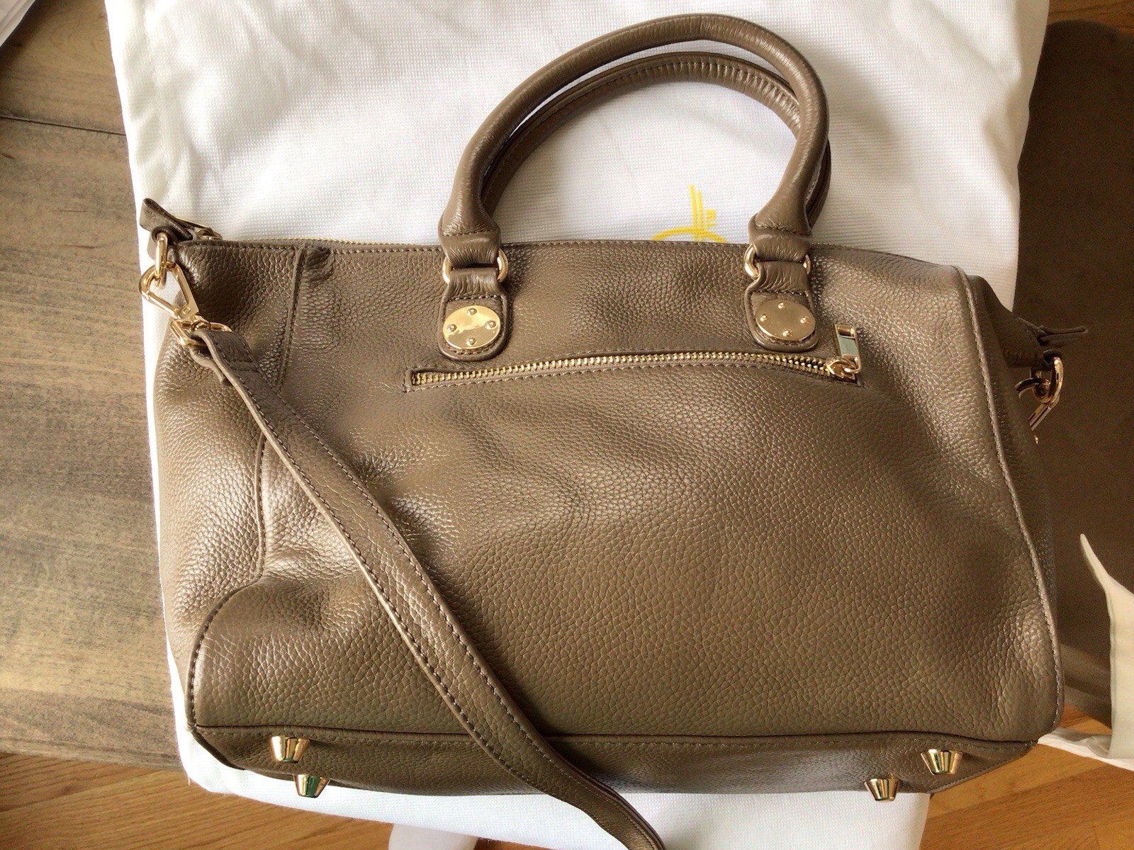 Onna Ehrlich brown Leather hand/shoulder purse with gold zipper