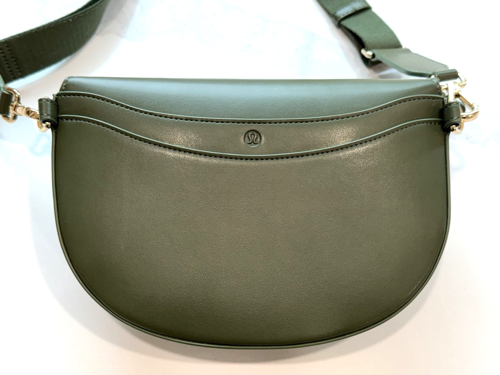 RARE Lululemon Cactus Leather Alternative Crossbody Saddle Bag 2L – OLIVE GREEN