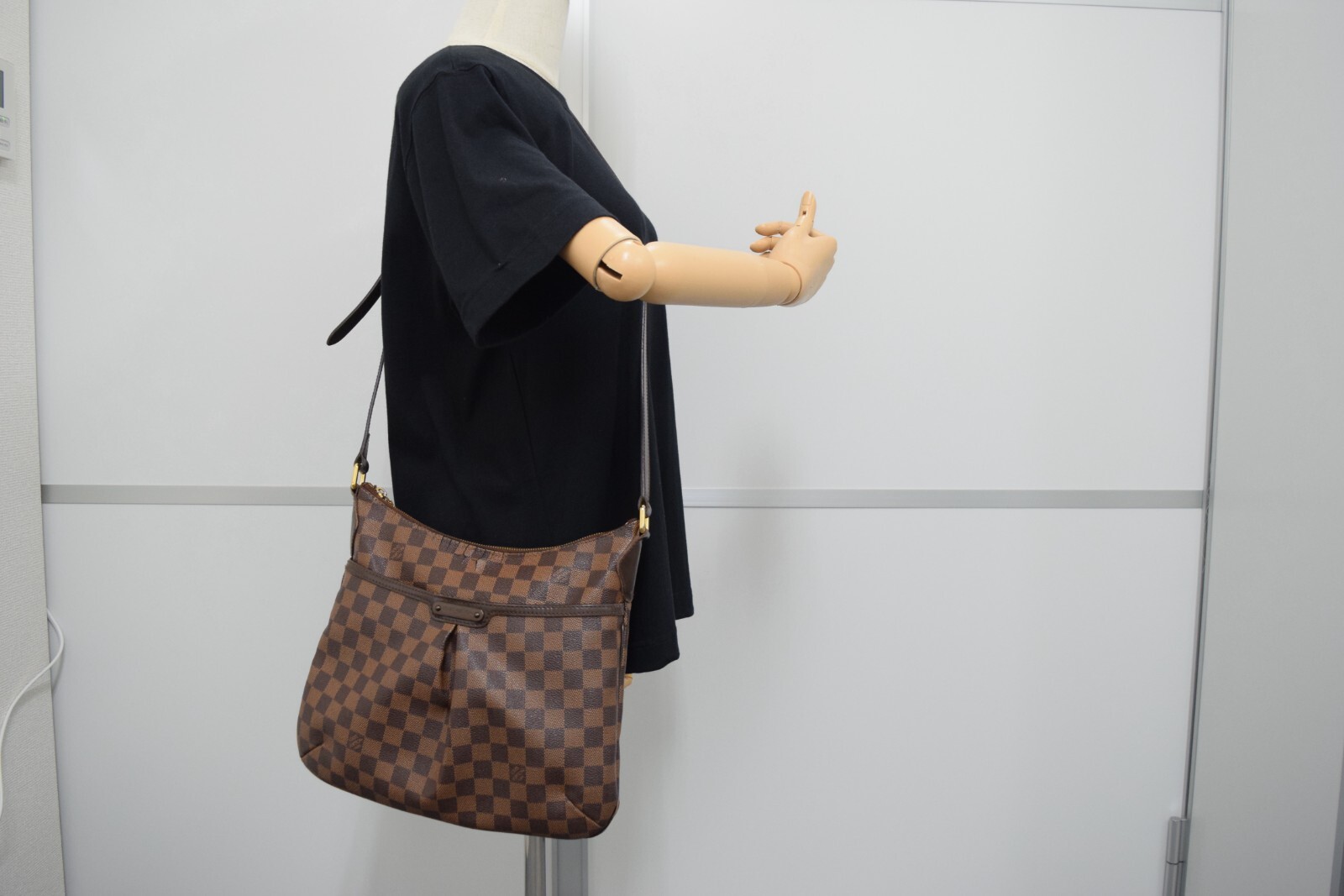 Auth Louis Vuitton Bloomsbury PM Crossbody Bag Damier Ebene N42251 LV 49307