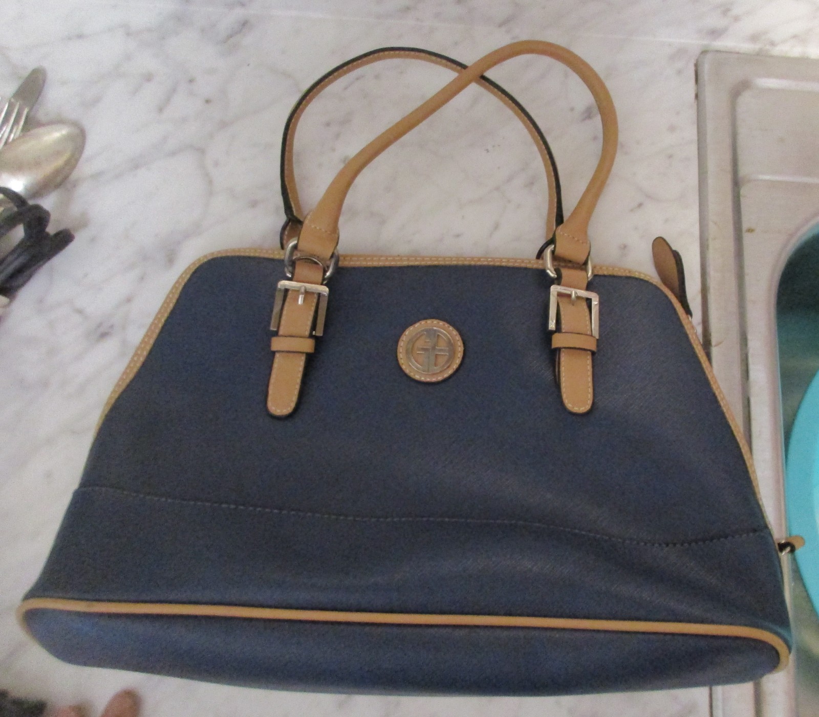 GIANI BERNINI Navy Blue & Tan Faux Leather Vinyl Dome Satchel