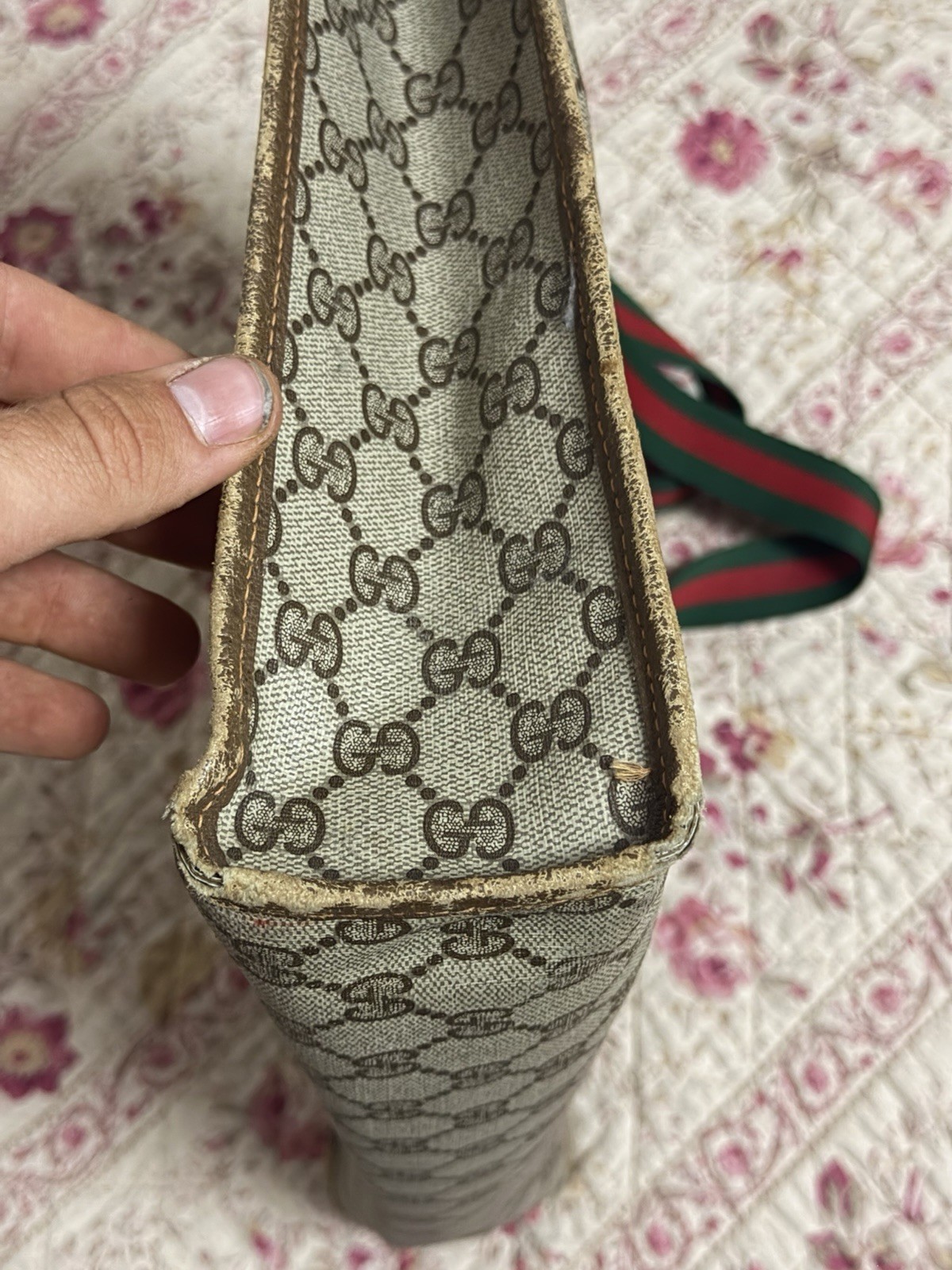 Gucci GG Monogram Tote Bag Beige Brown Zip Closure Green-Red Web Handles